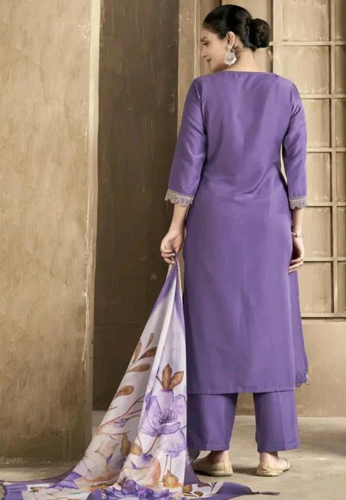 Lavender Rayon Slub Kurta Pant with Heavy Thread Embroidery Work With Printed Dupatta