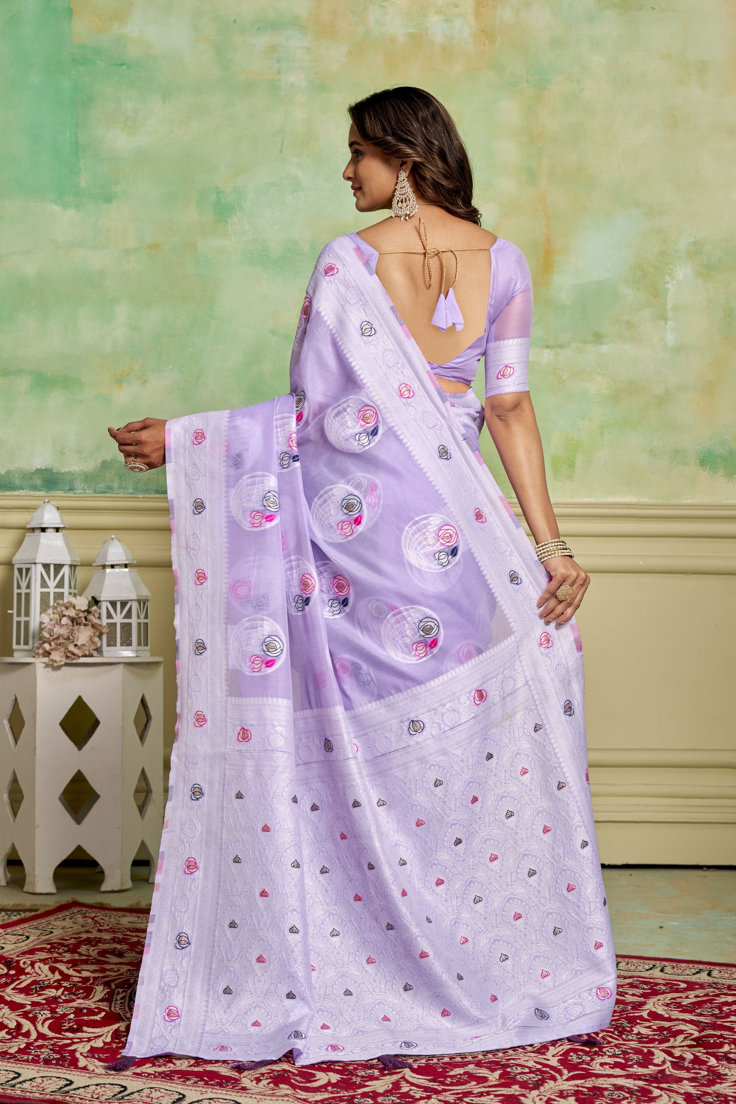 Lavender Rich And Elegant Woven Designer Cotton Fabric Saree