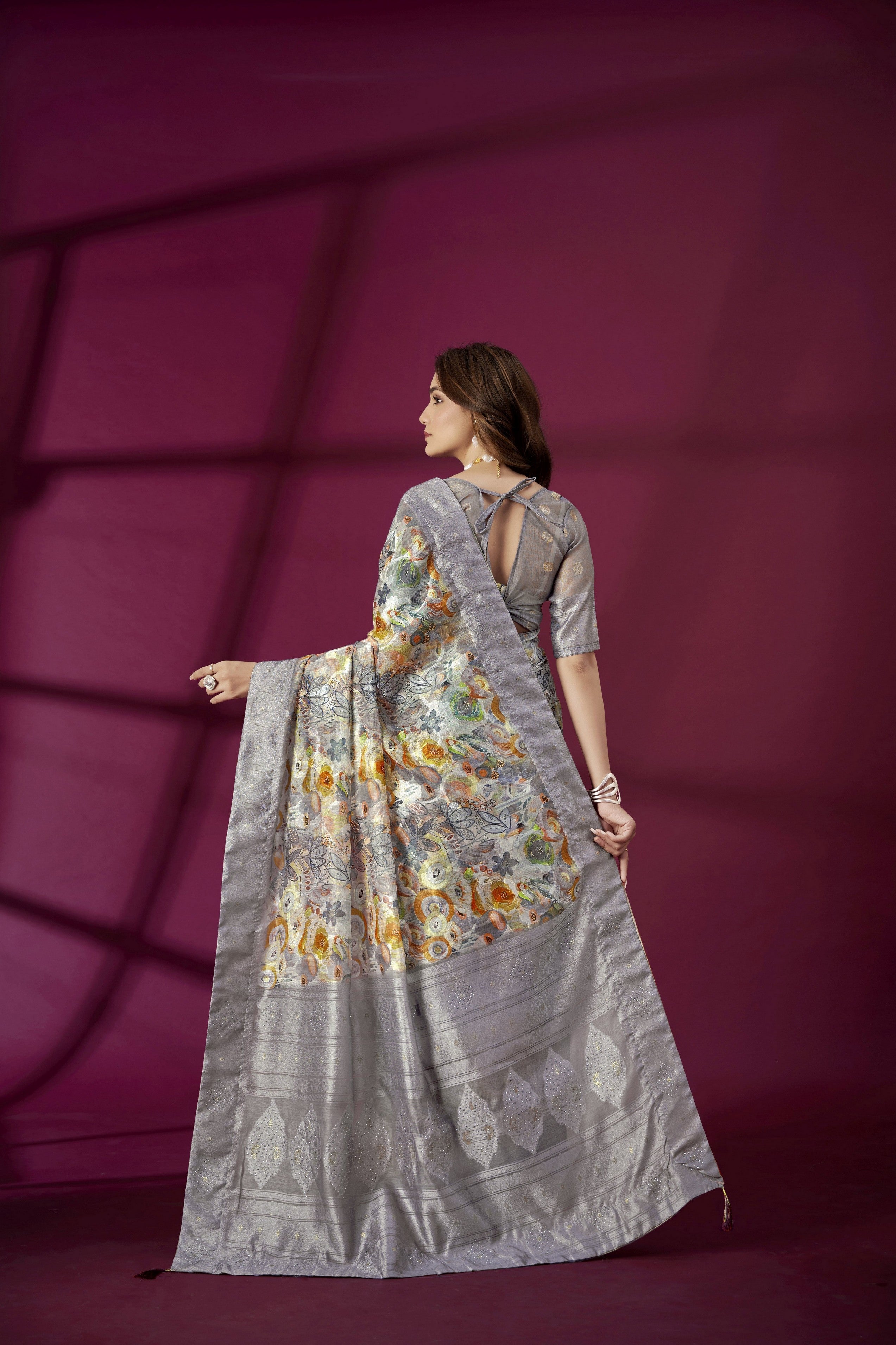 Lavender Rich Silk Jacquard Designer Saree With Smart Ethnic Printed