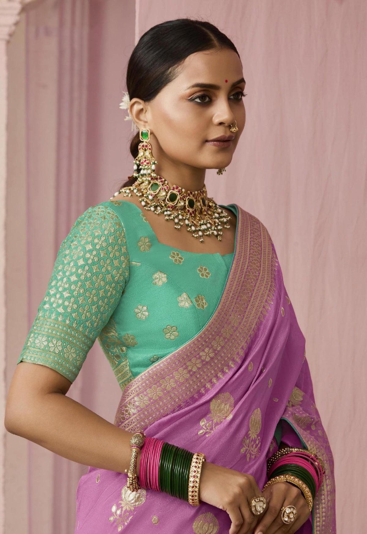 Lavender Saree With Jacquard Woven Work