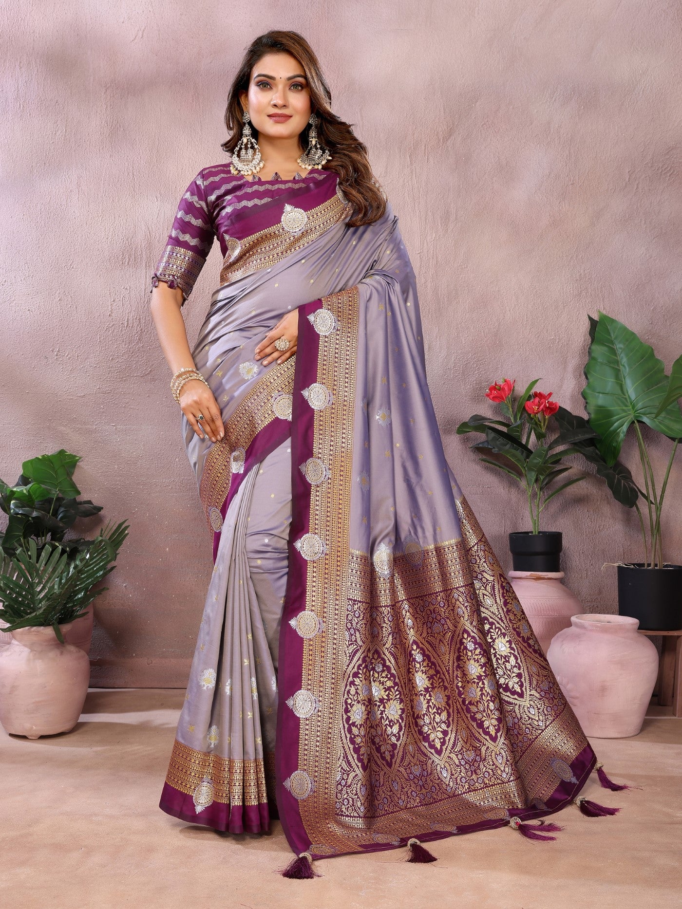 Lavender Silk Sarees Saree With Traditional Weaving