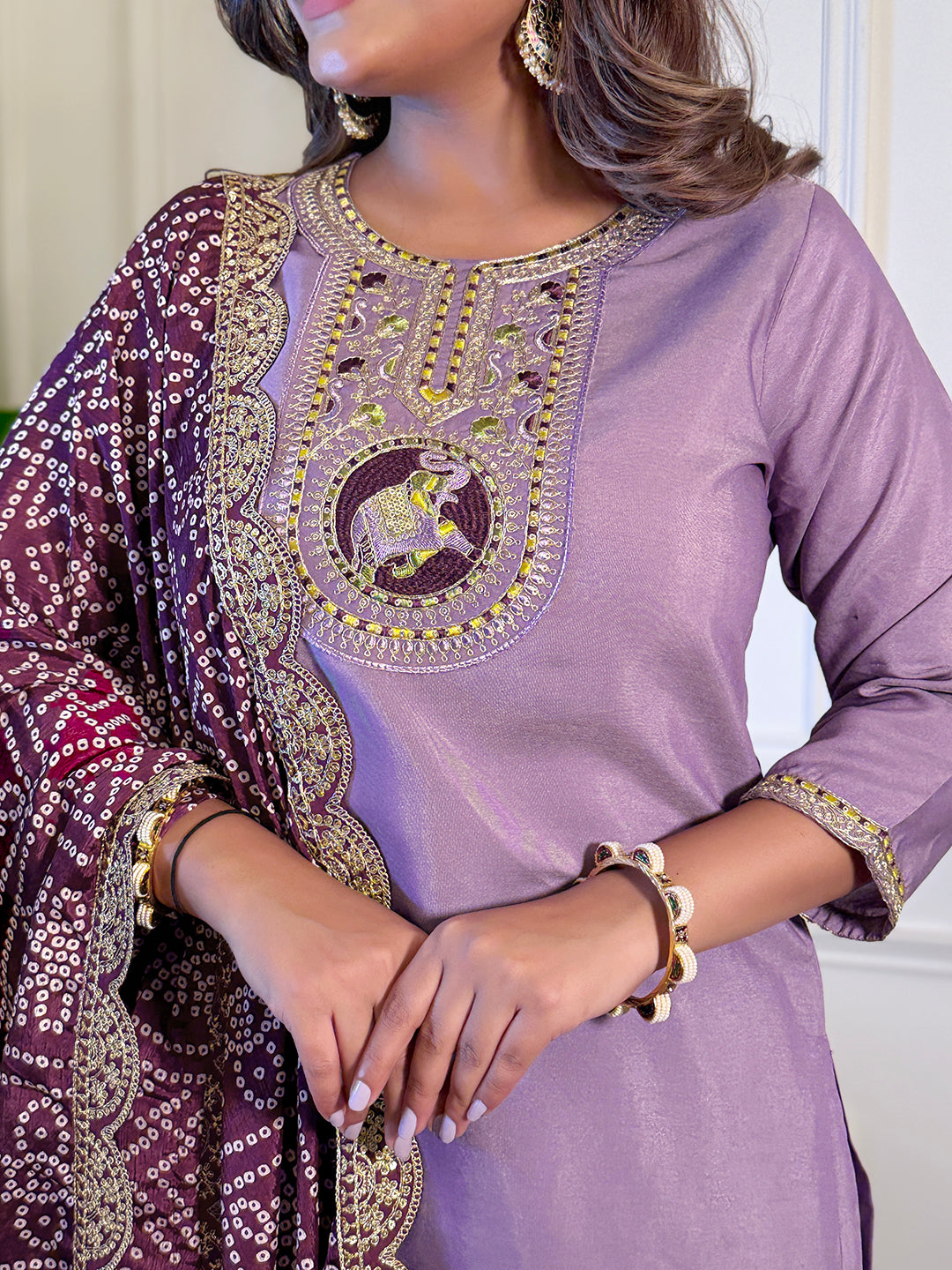 Lavender Viscose Elegant Kurta Pant Set With Embroidery Work
