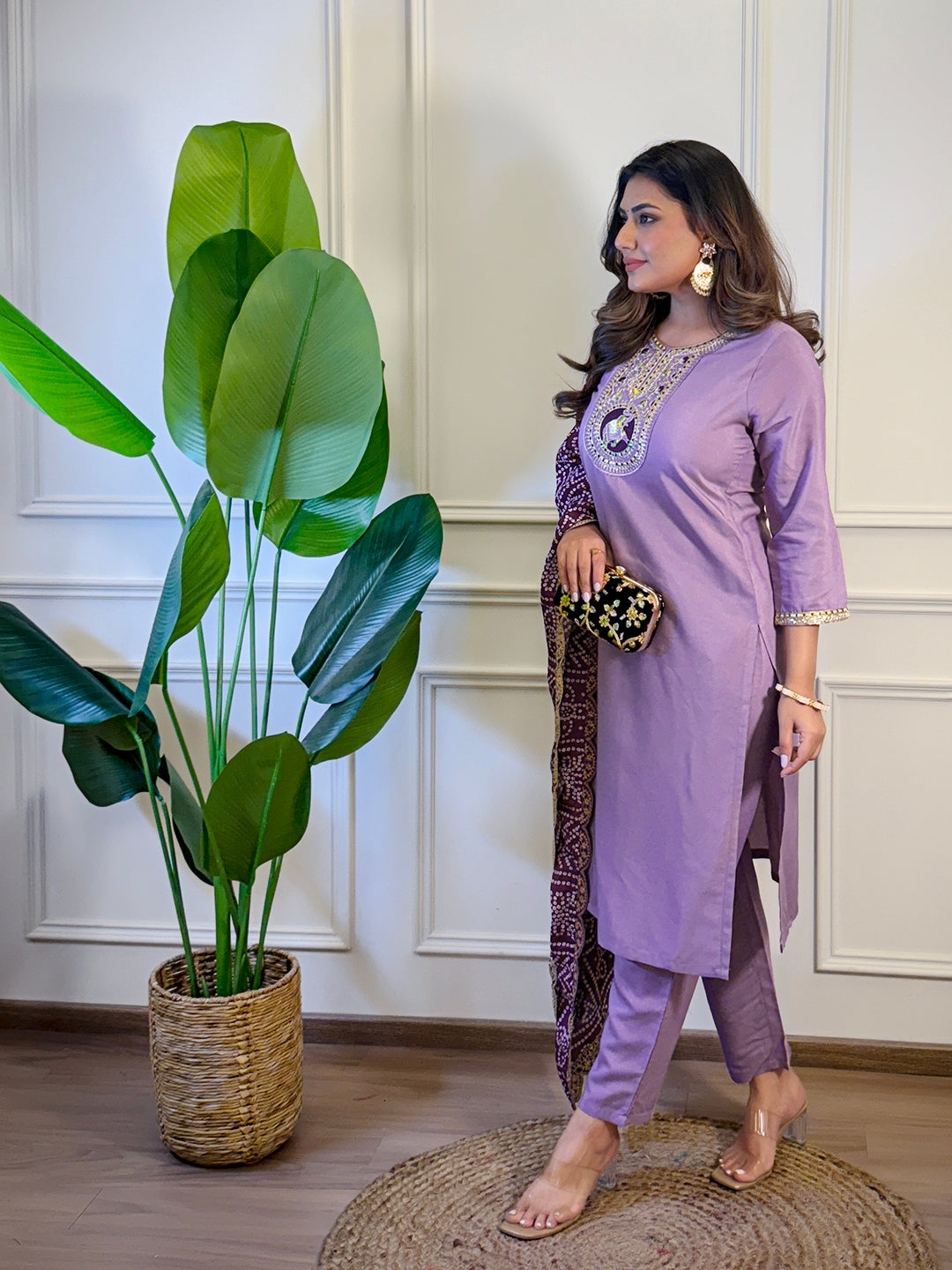 Lavender Viscose Elegant Kurta Pant Set With Embroidery Work