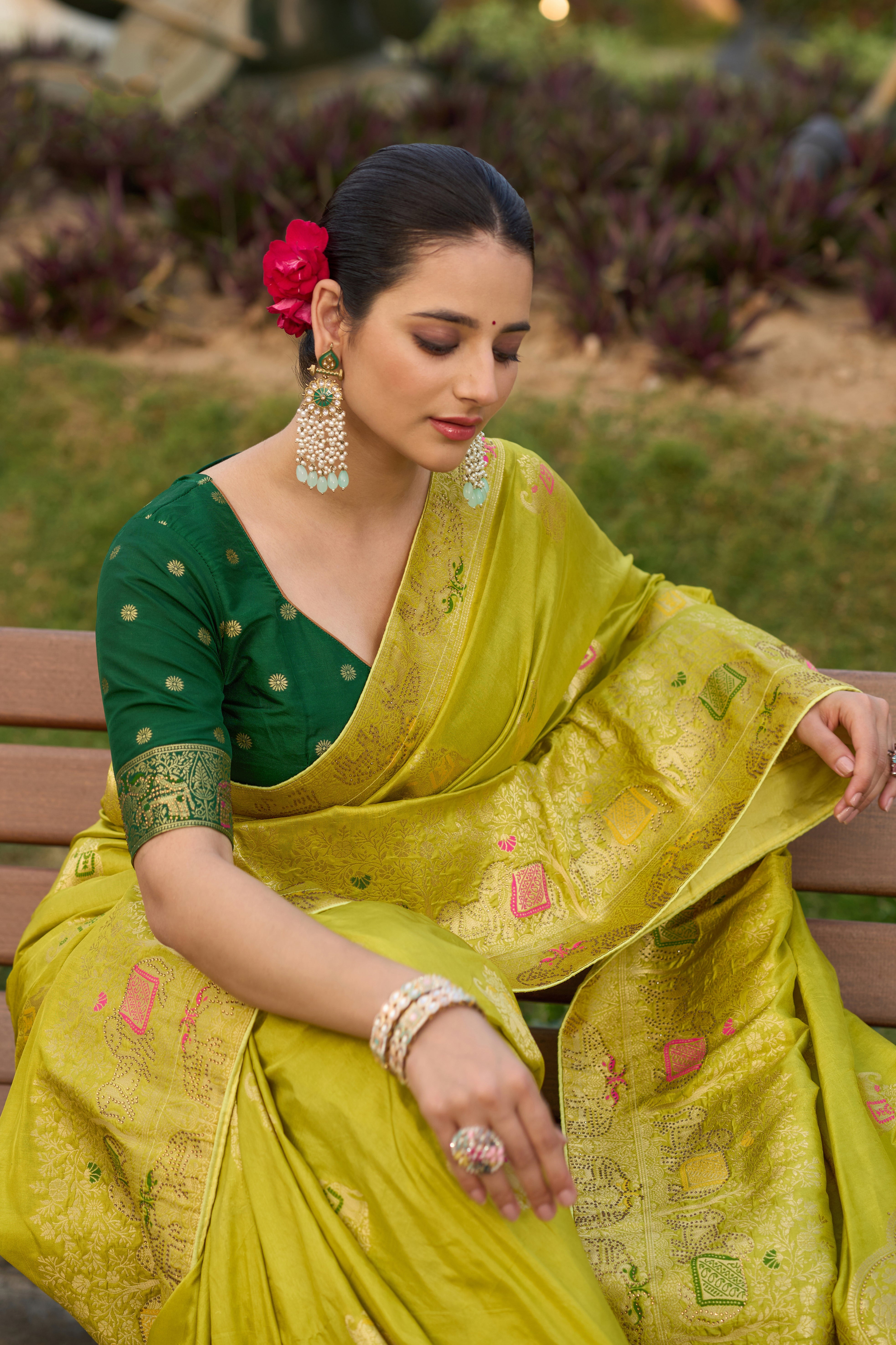 Lemon Color Pure Dola Silk Saree With Jacquard Woven Work