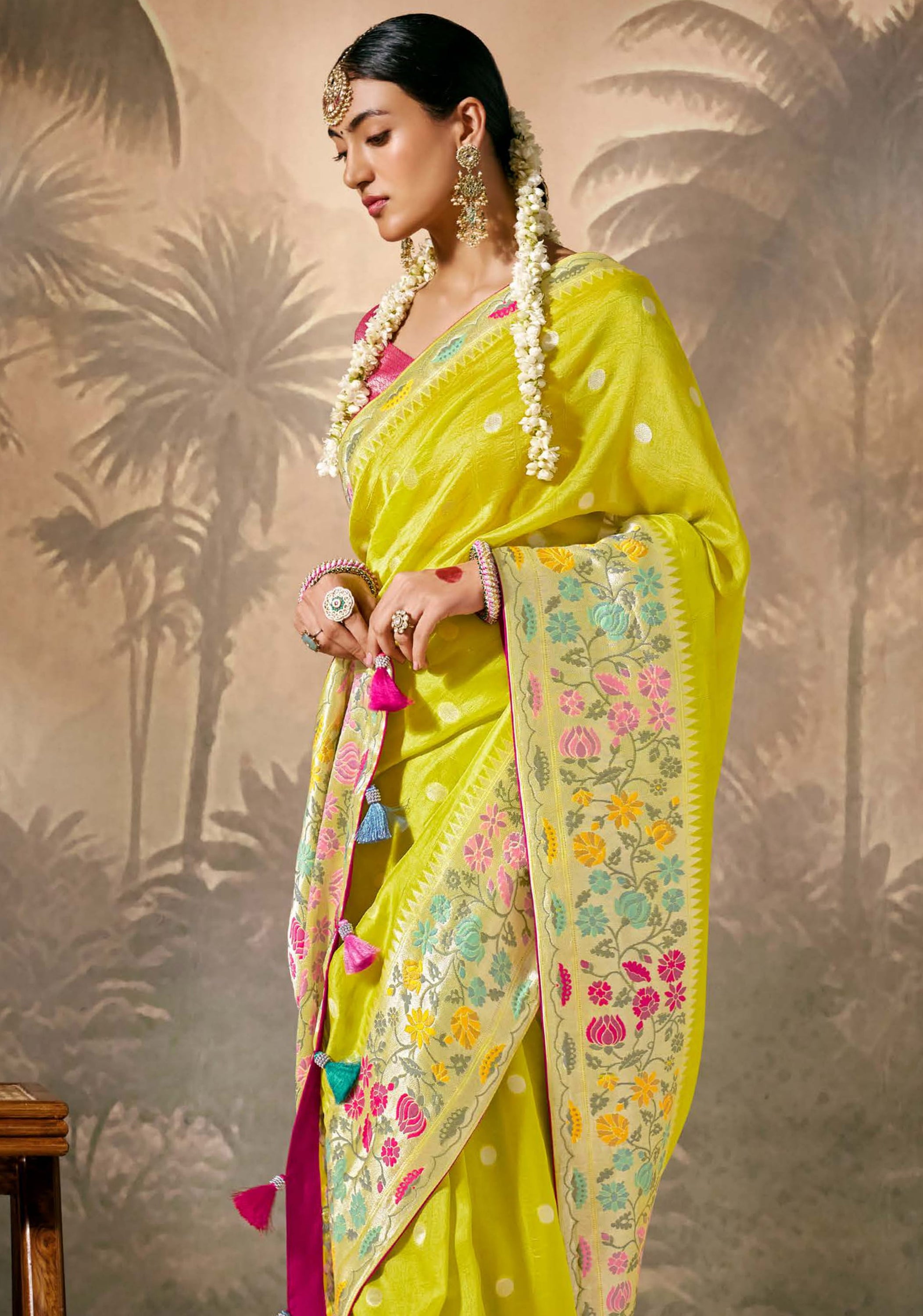 Lemon Silk Saree With Jacquard Woven