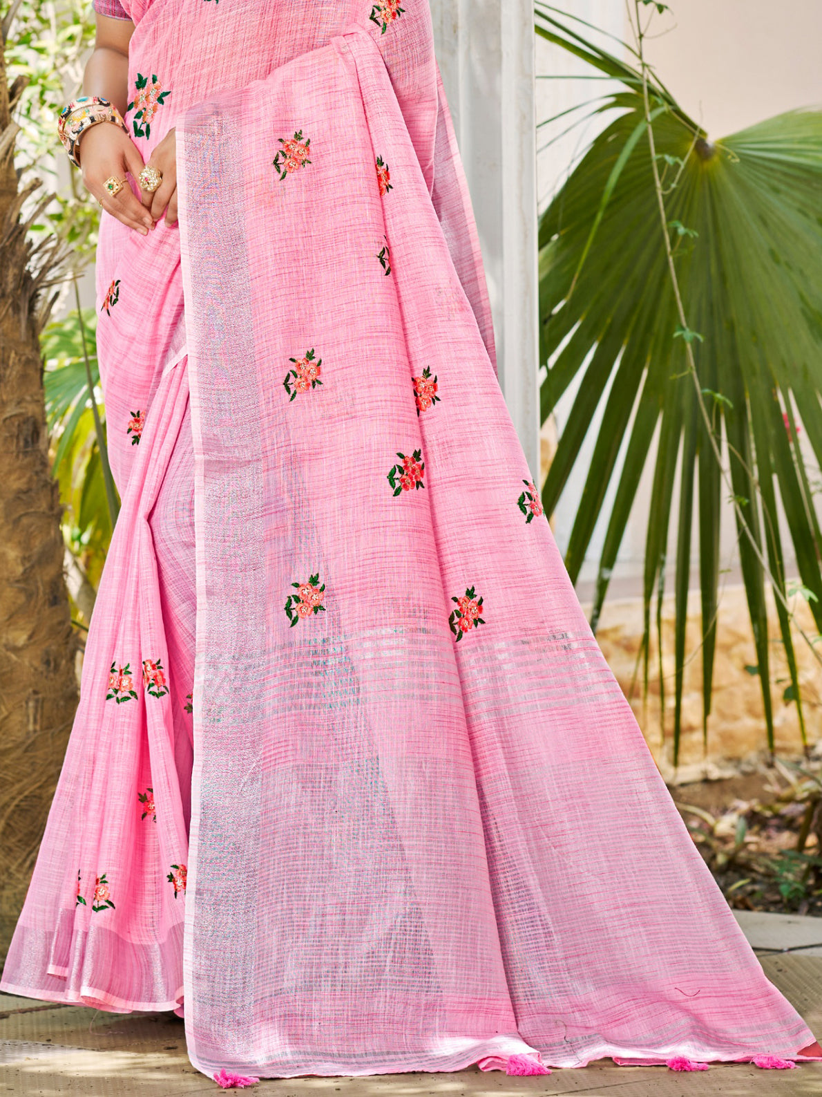 Light Pink Linen Saree With Timeless Grace and Elegant Charm