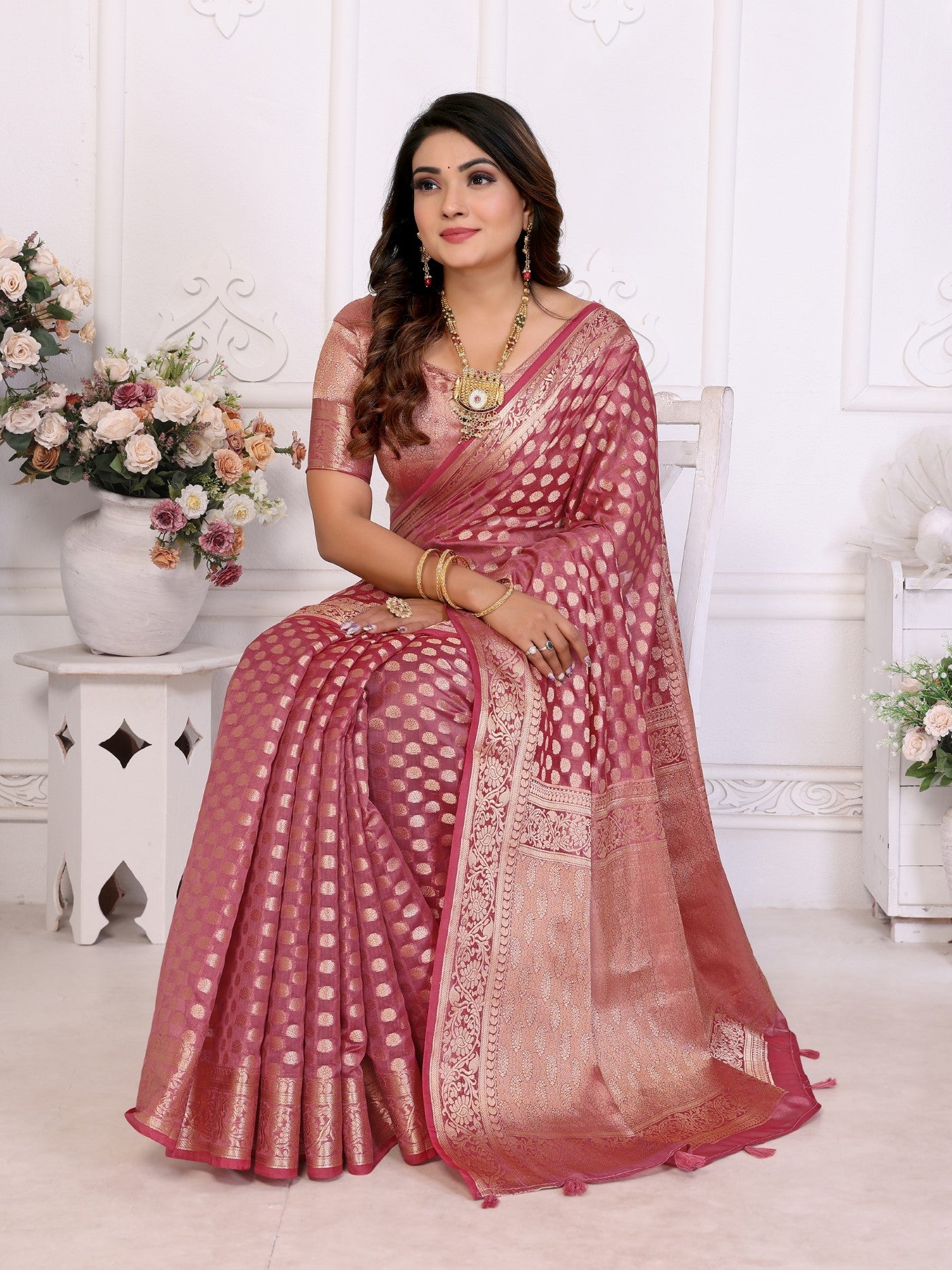 Light Pink Organza Silk Saree With Classic Weaving