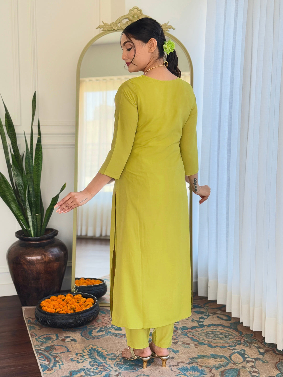 Lime Green Bsy Viscose Elegant Kurta Pant Set With Embroidery Work