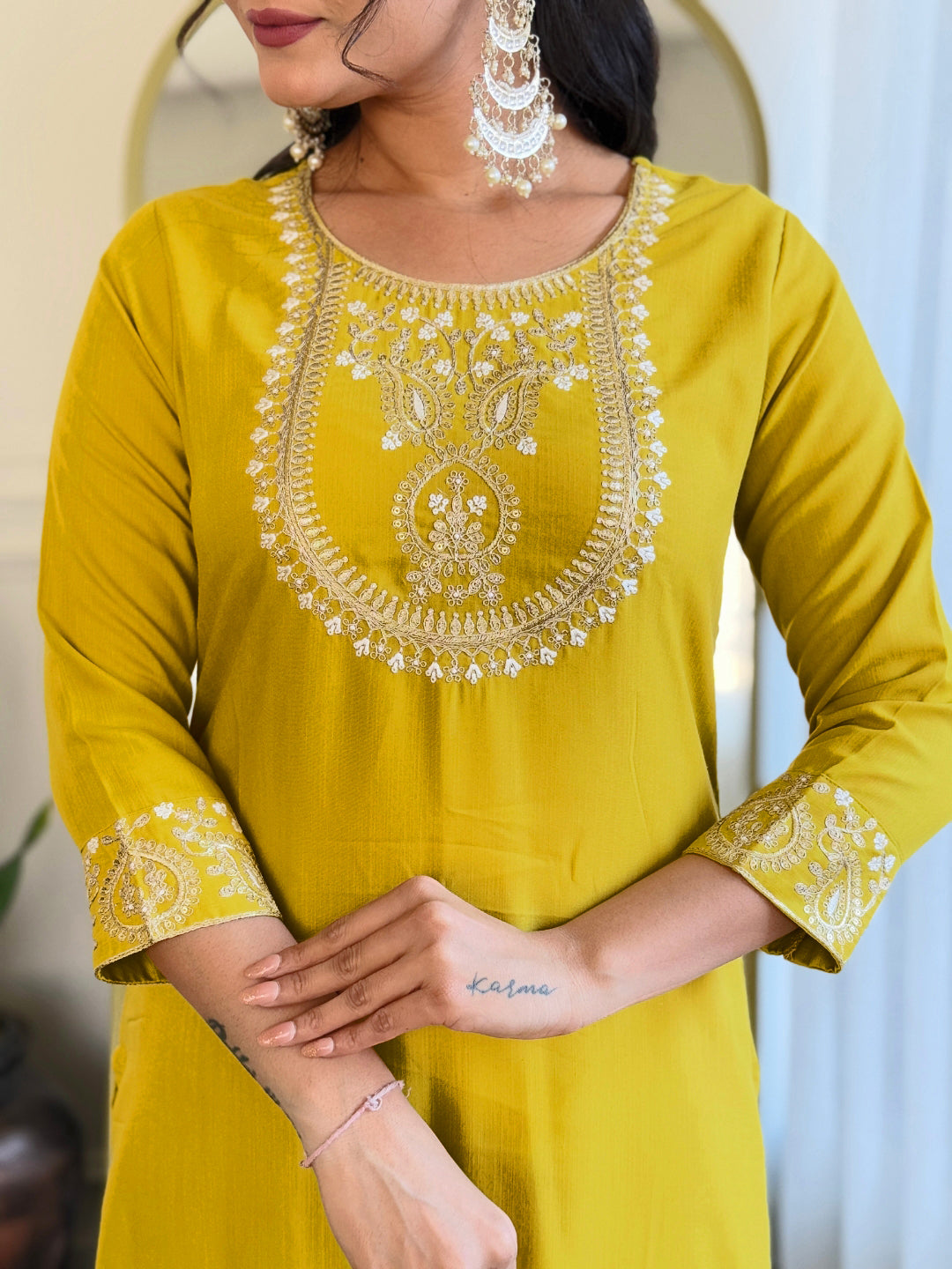 Liril Rayon Slub Elegant Kurta Pant Set With Embroidery Work