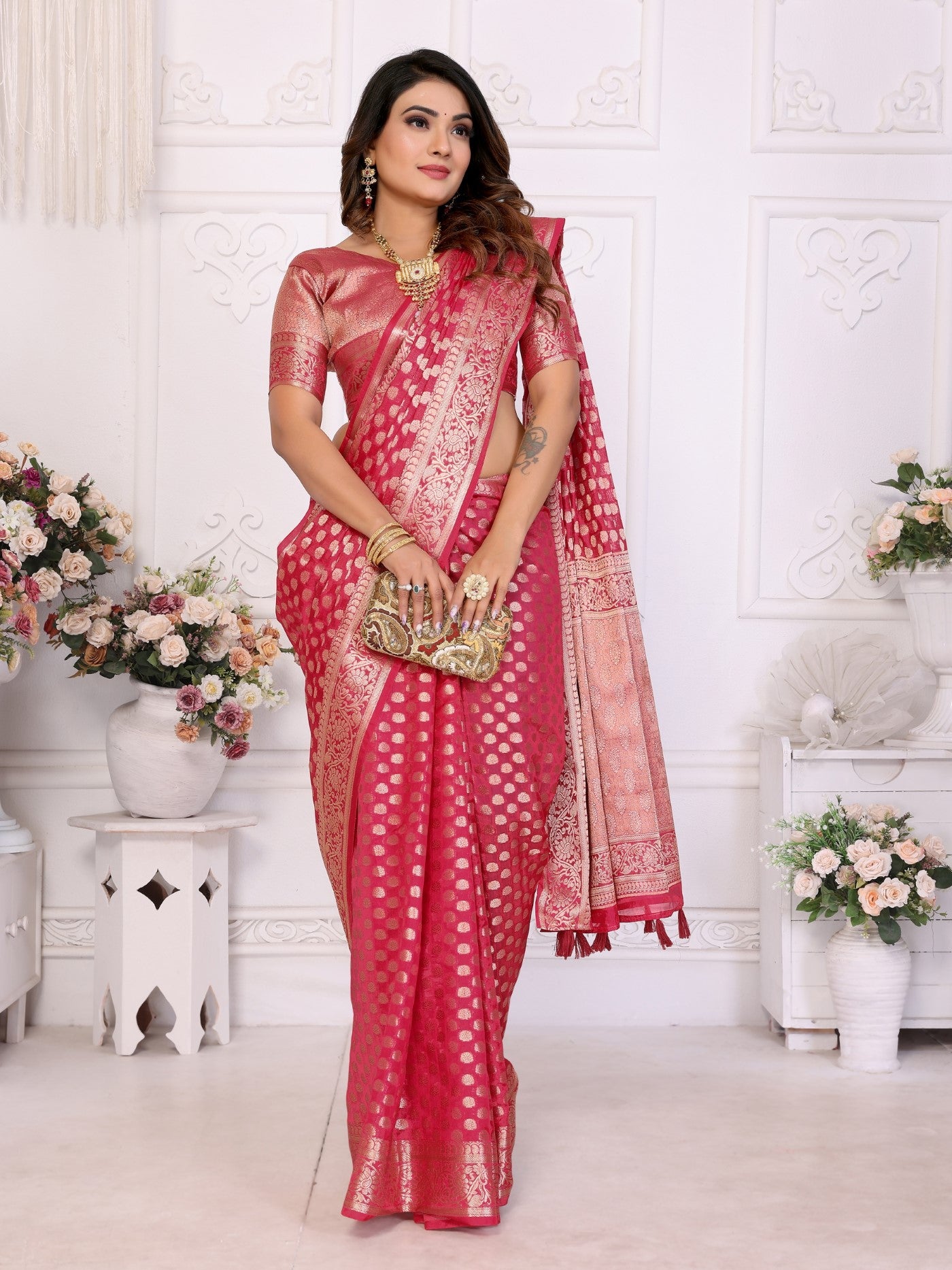 Magenta Organza Silk Saree With Classic Weaving