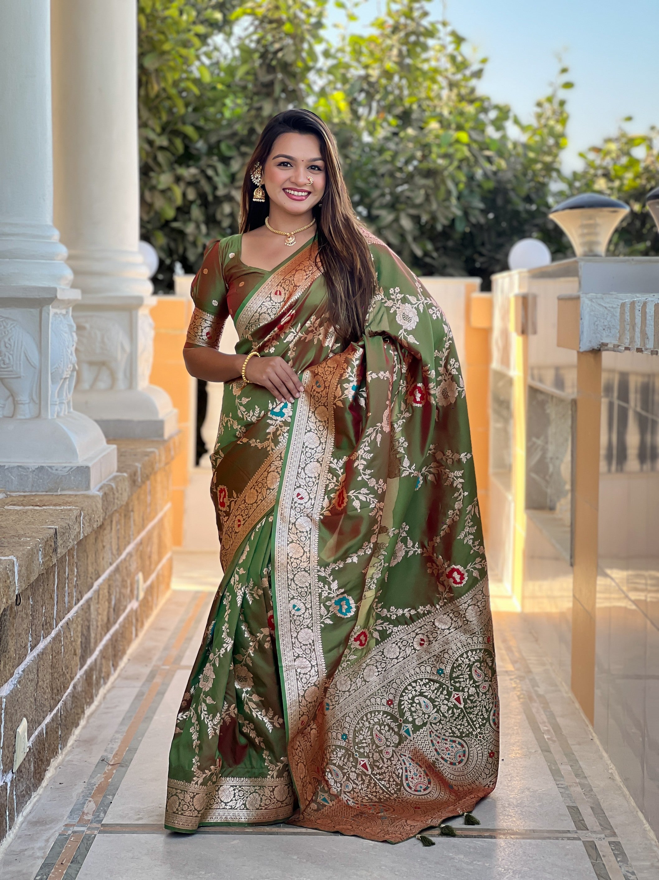 Mahendi Banarasi Silk Saree With Traditional Woven Meenakari Designer Traditional Looks