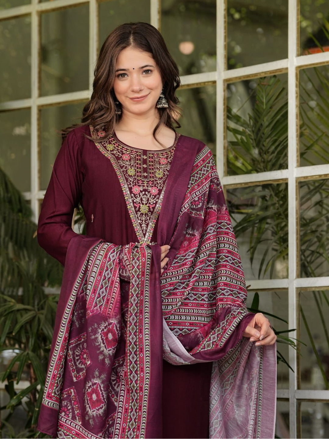 Maroon Rayon Slub Elegant Kurta Pant Set With Embroidery Work