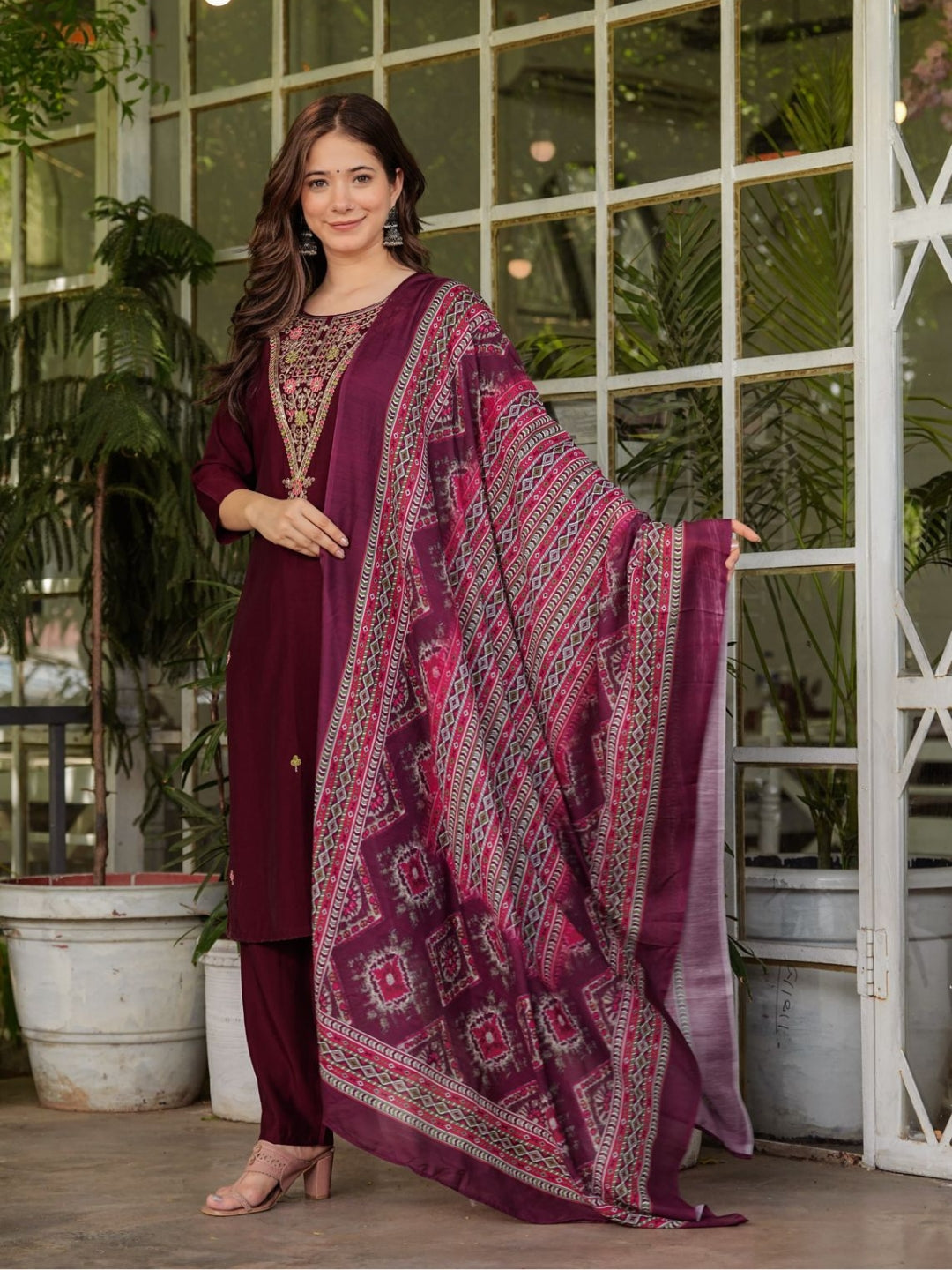 Maroon Rayon Slub Elegant Kurta Pant Set With Embroidery Work