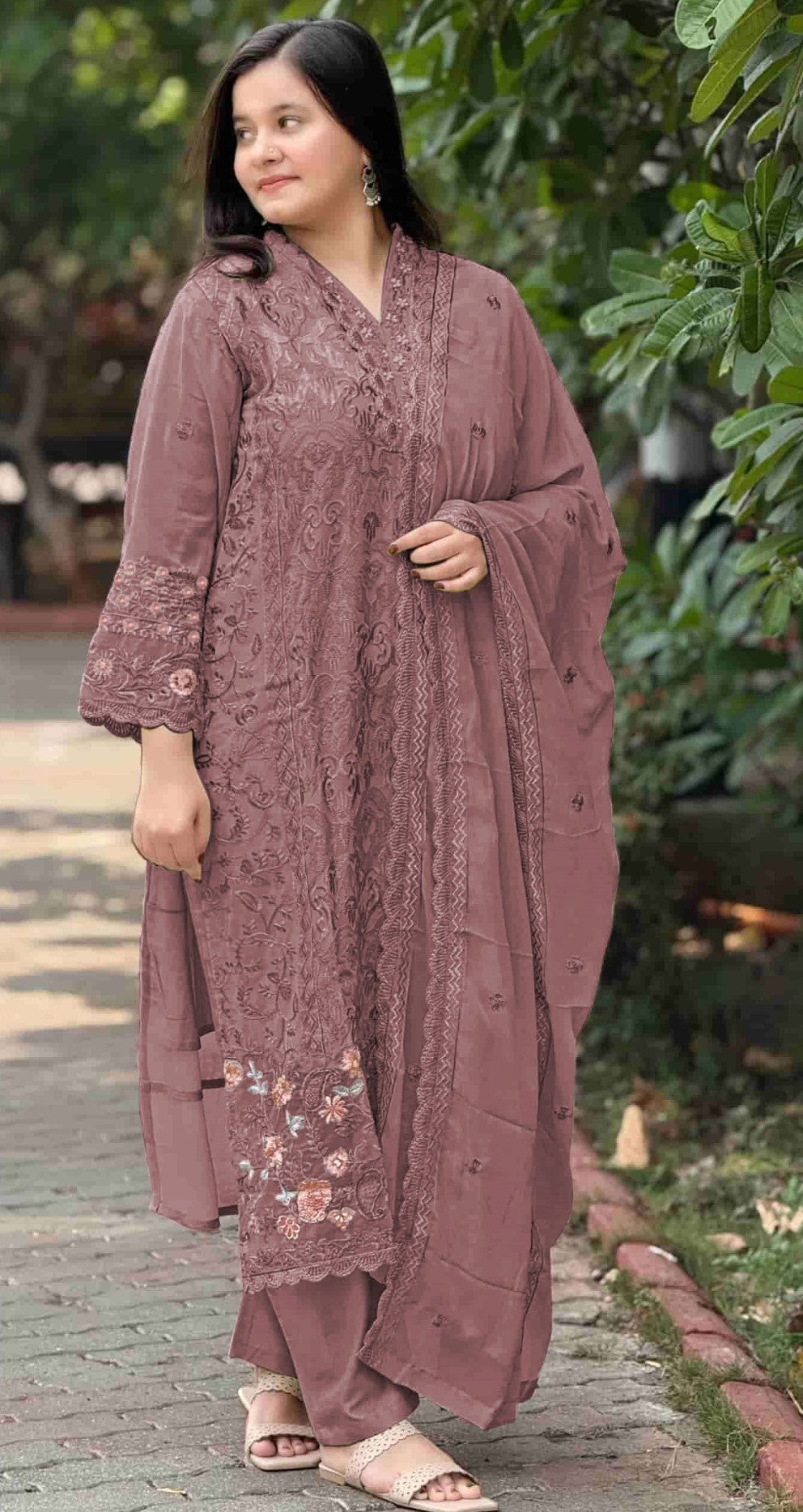 Mauve Georgette Designer Suit Set With Intricate Embroidery
