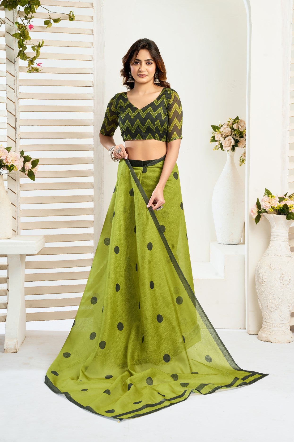 Mehendi Linen Ready To Wear Saree With Zari Border Printed