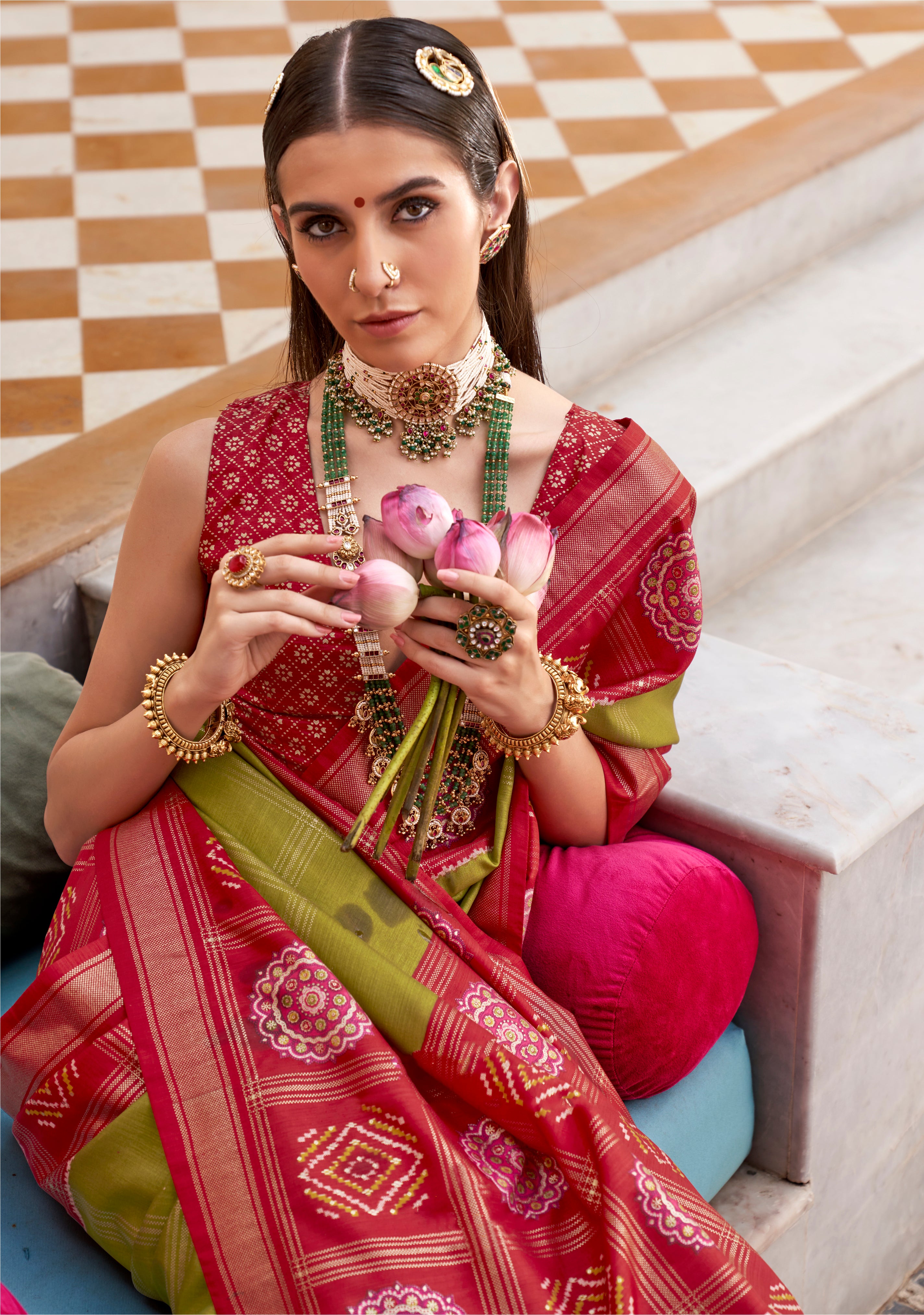 Mehendi Printed Saree With Jacquared Woven Work