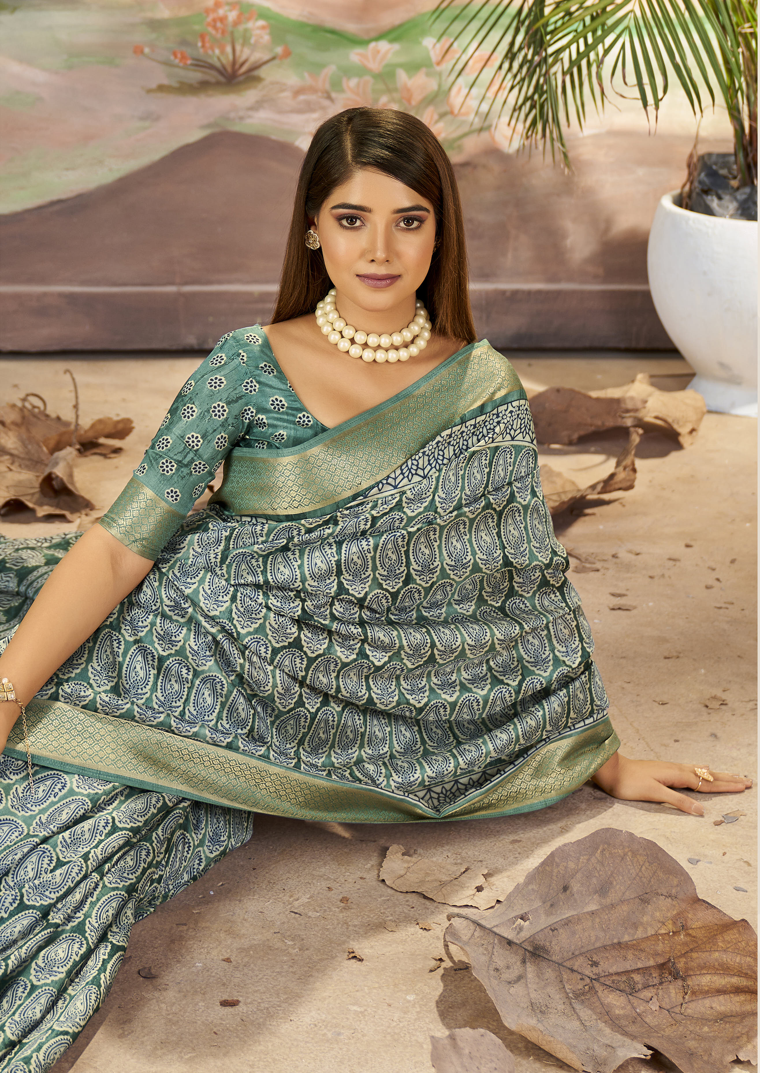 Mineral Green Beautiful Dolla Silk Woven Border Designer With Printed Saree
