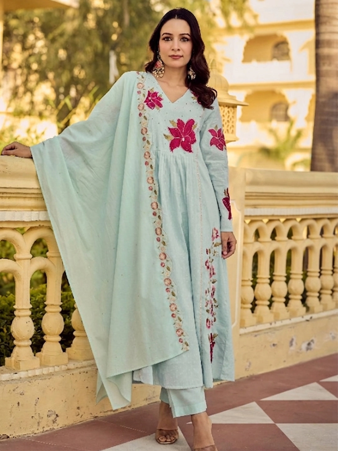 Mint Green Cotton Butti Kurta Pant Set With Heavy Thread Embroidery Work