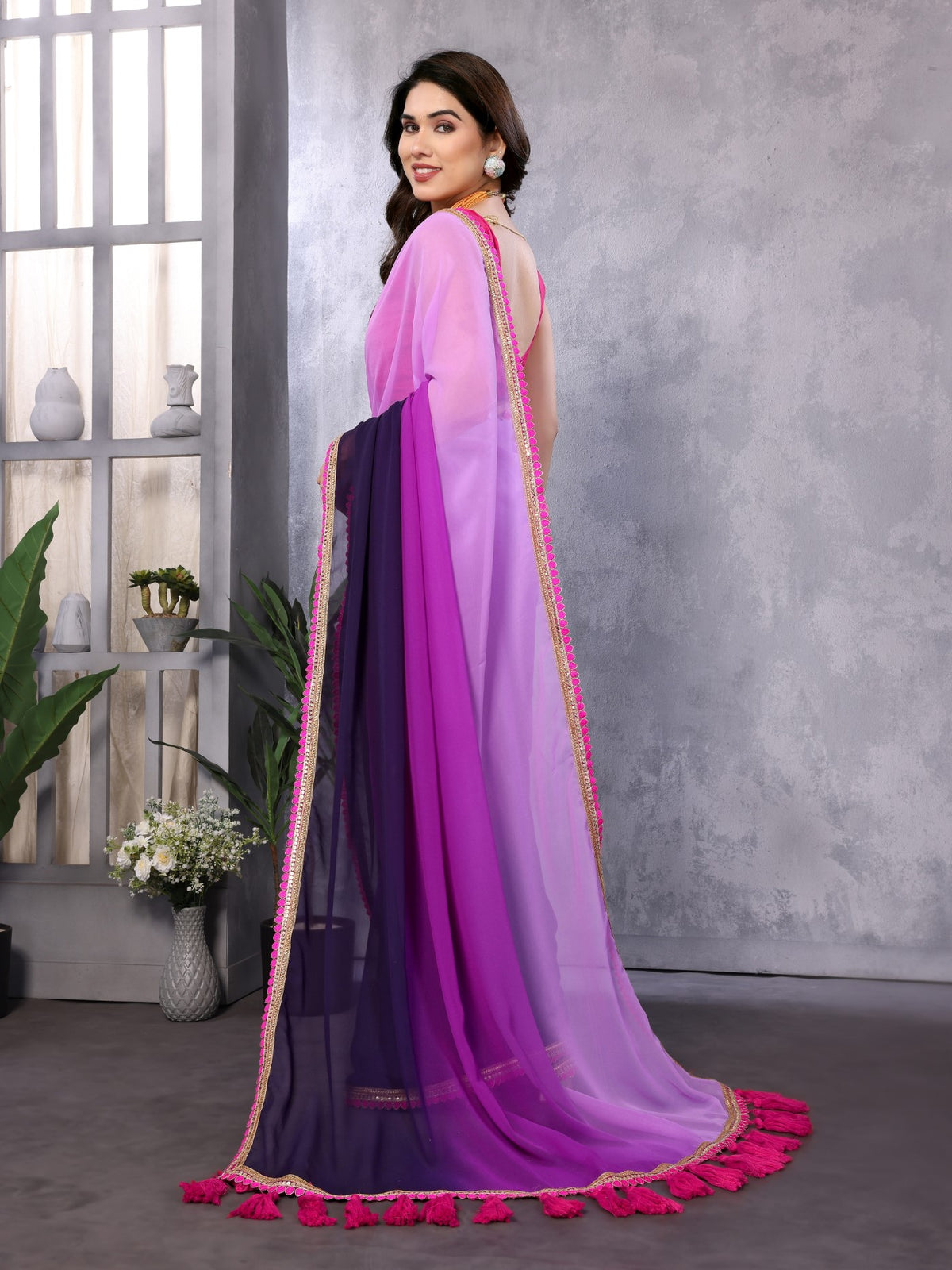 Multi Georgette Saree With Padding Saree With Embroidery Work Lace