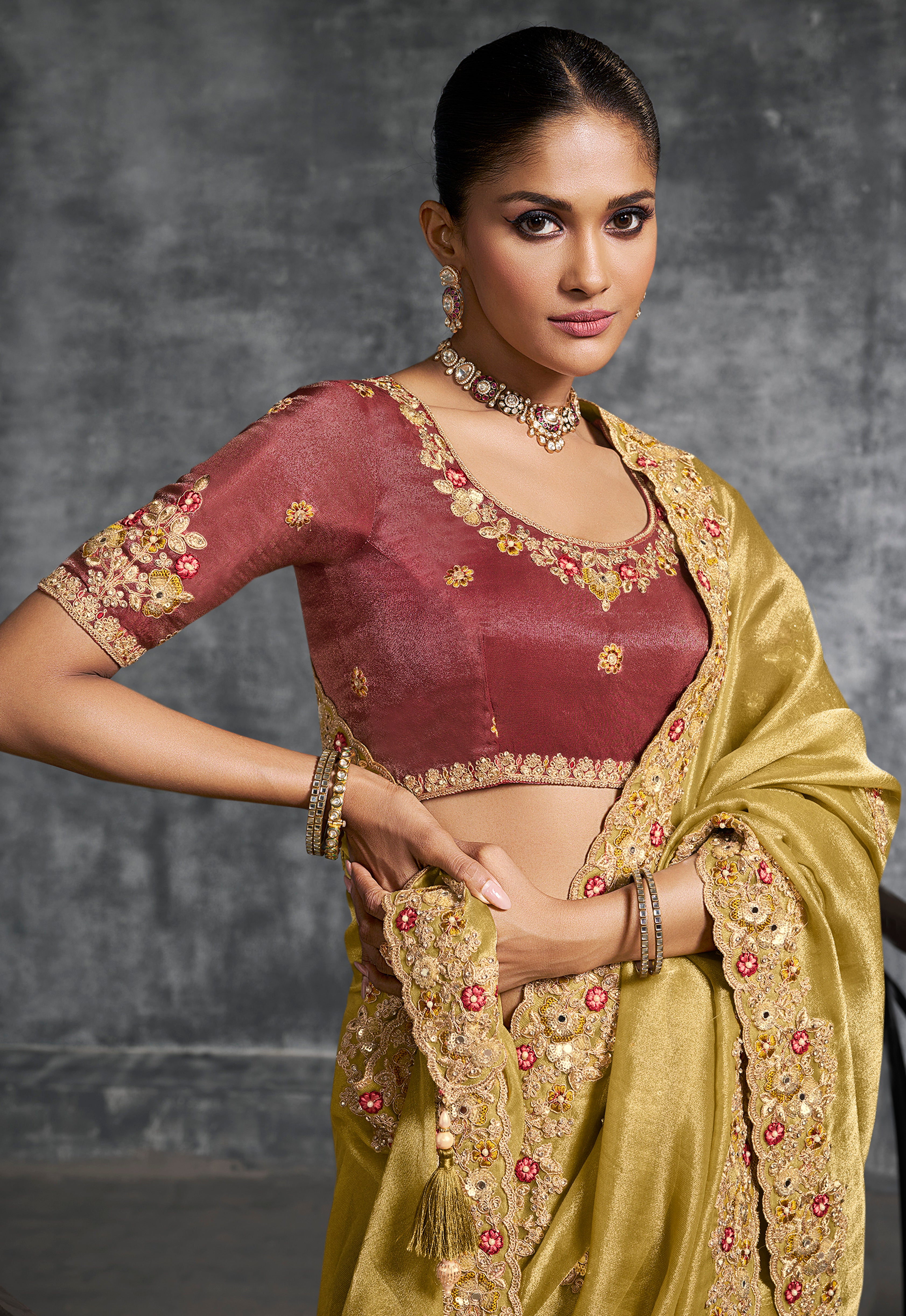 Mustard Saree With Thread Embroidery Work ,Hand-Finished Stone & Mirror work With Embroidery Blouse