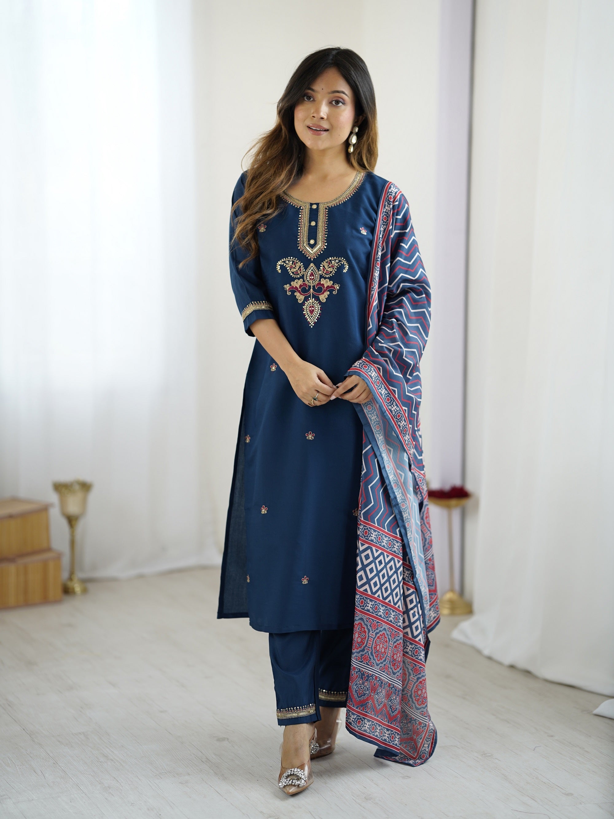 Navy Blue Chanderi Silk Kurta Pant Set With Heavy Thread Embroidered Work With Printed Dupatta