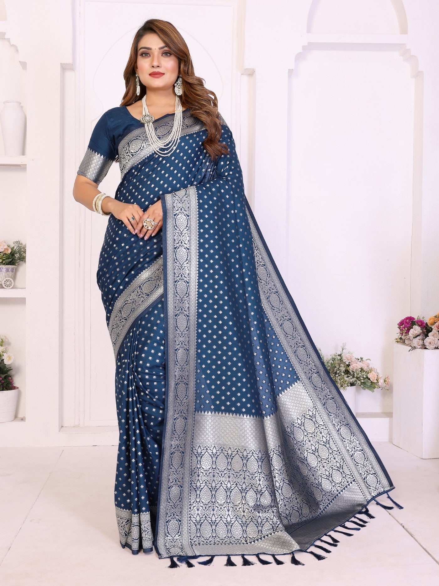 Navy Blue Georgette Silk Saree With Classic Zari Weaving