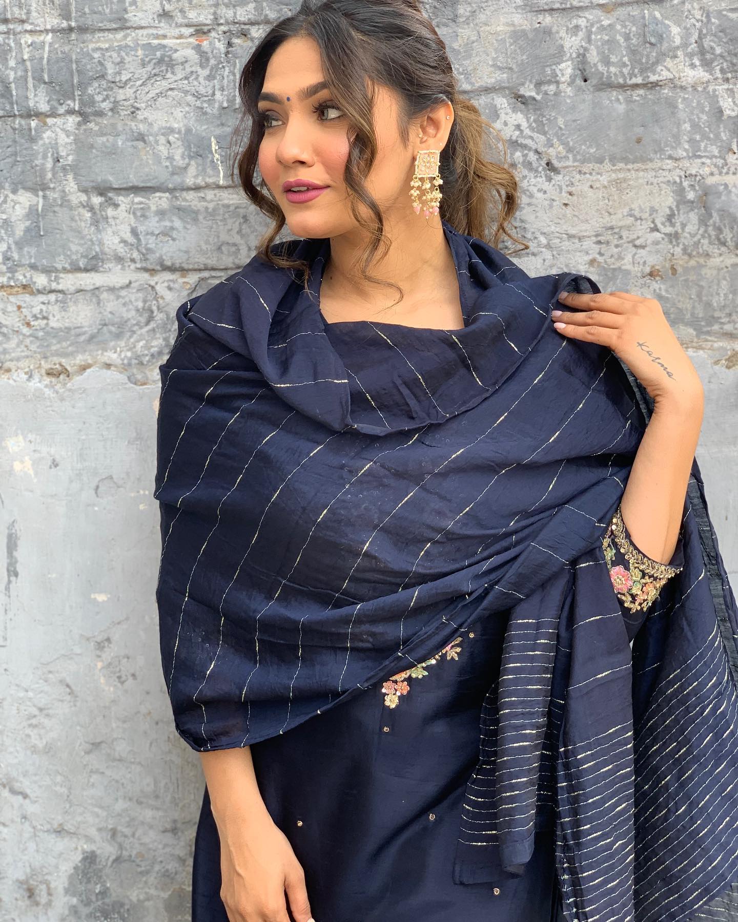 Navy Blue Viscose Chanderi Kurta Pant Set With Embroidery Work