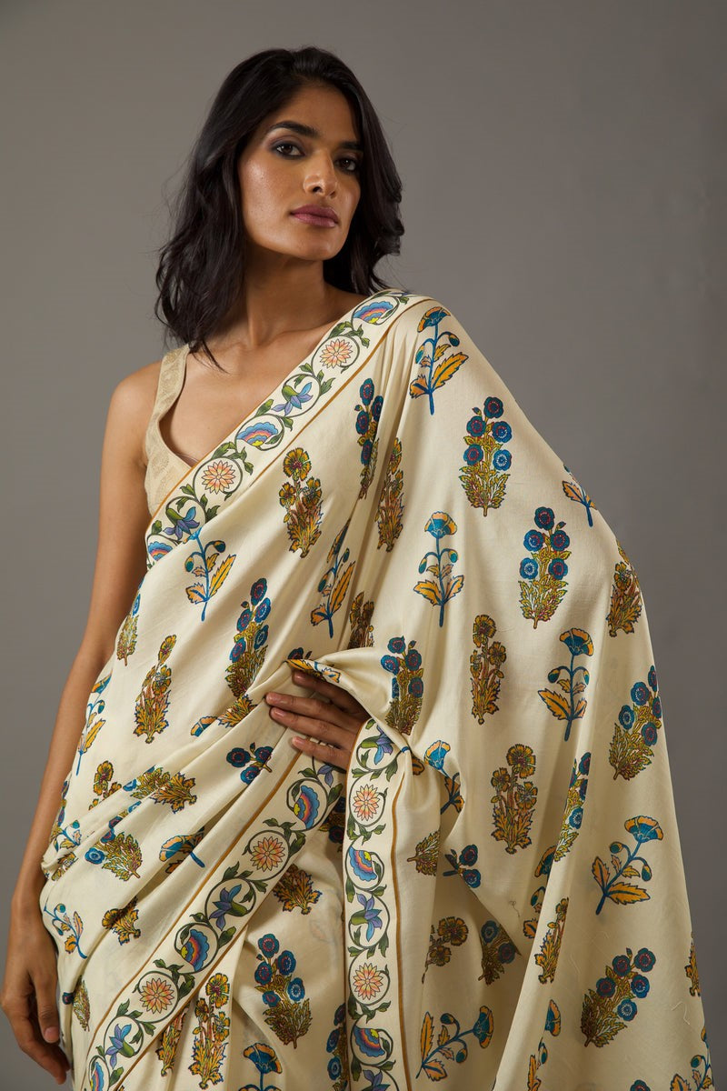 Off White Bright Moss Saree With Printed