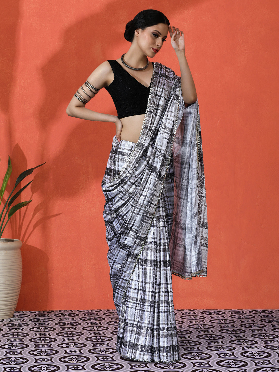 Off White Chinon Designer Digital Printed Girlie Partywear Saree