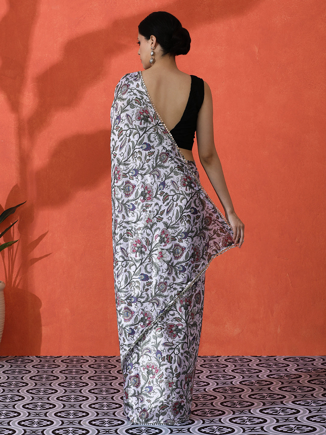 Off White Chinon Designer Digital Printed Girlie Partywear Saree