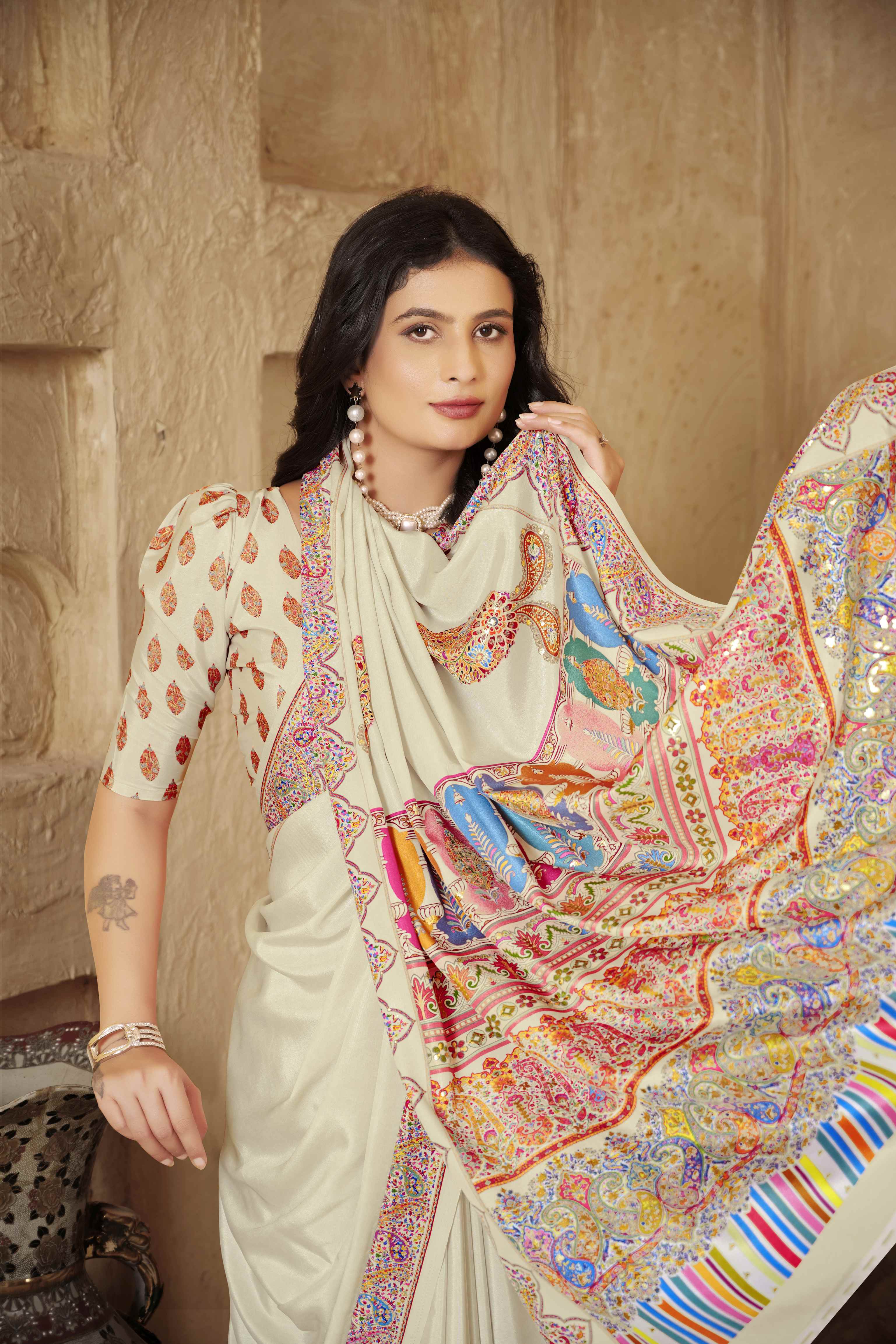 Off White Designer Position Digital Foil Printed Crepe Silk Ethnic Festive Saree