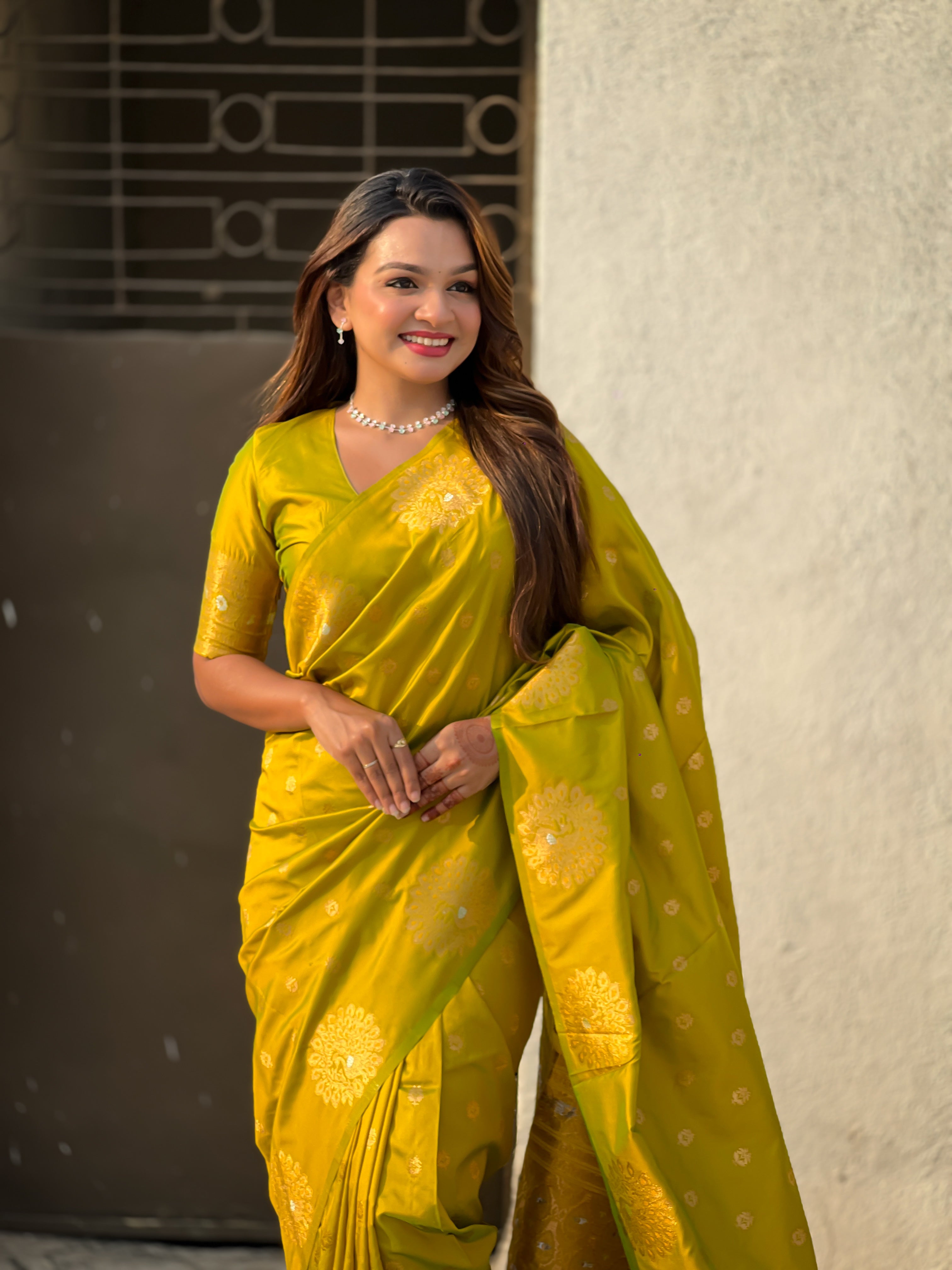 Olive Moonga Silk Woven Dual Jari Peacock Designer Heavy Festive Wear Saree