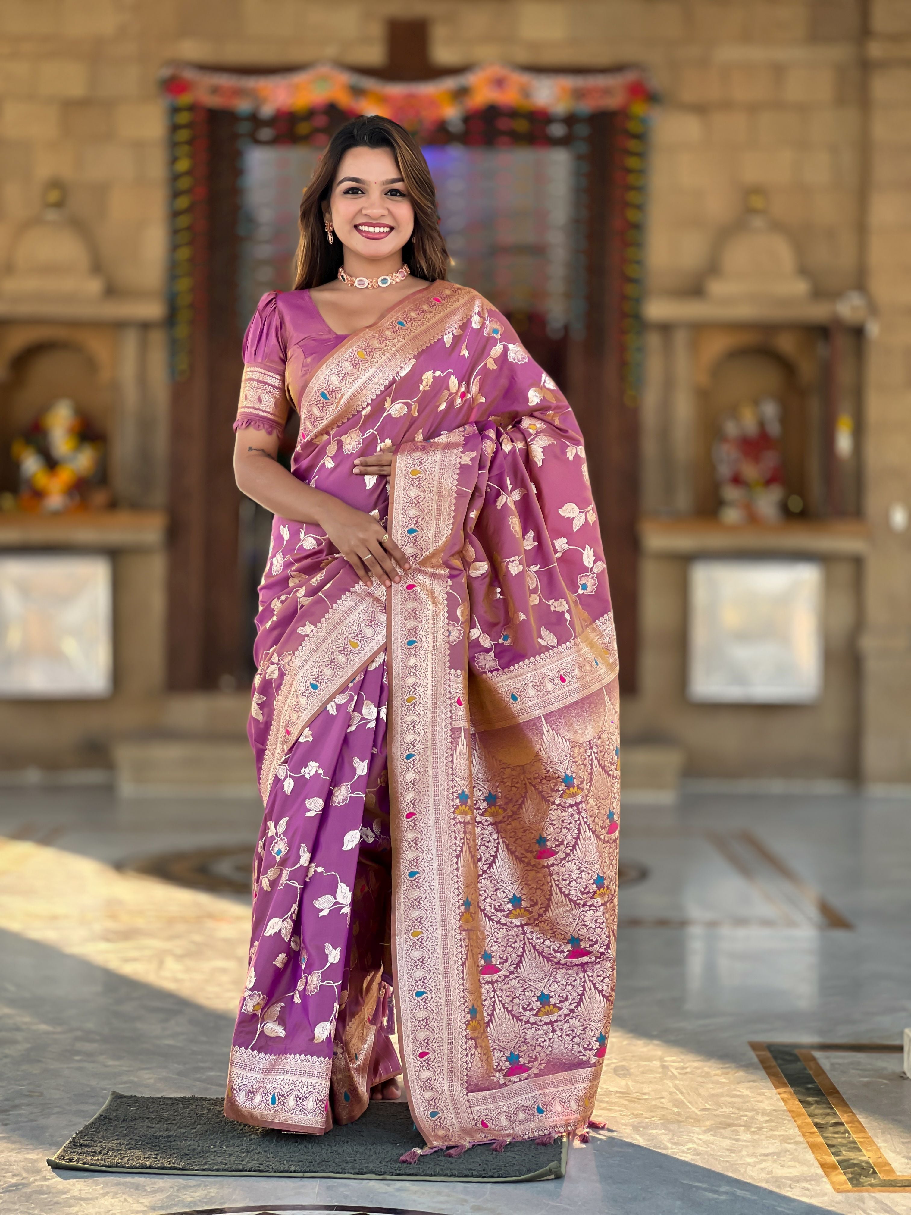 Onion Banarasi Silk Woven Jacquard Designer Ceremonial Partywear Saree