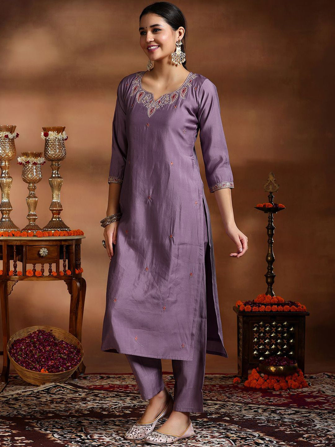Onion Viscose Kurta Pant with Heavy Thread Embroidery Work With Digital Printed Dupatta