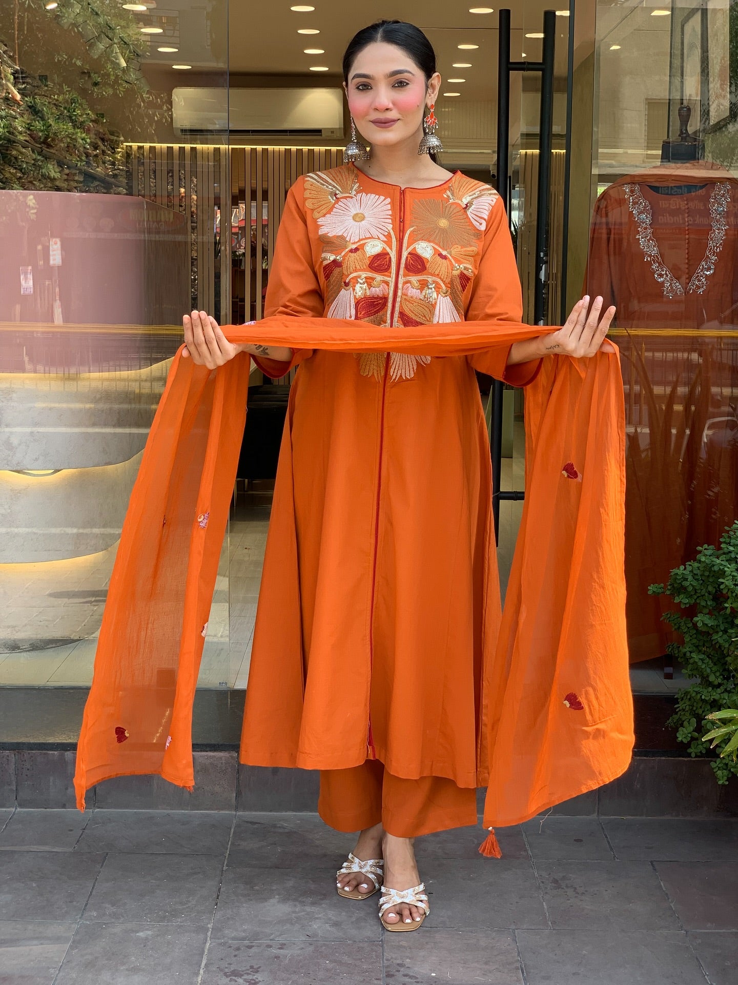 Orange Chanderi Silk Kurta Pant Set With Heavy Thread Embroidery Work