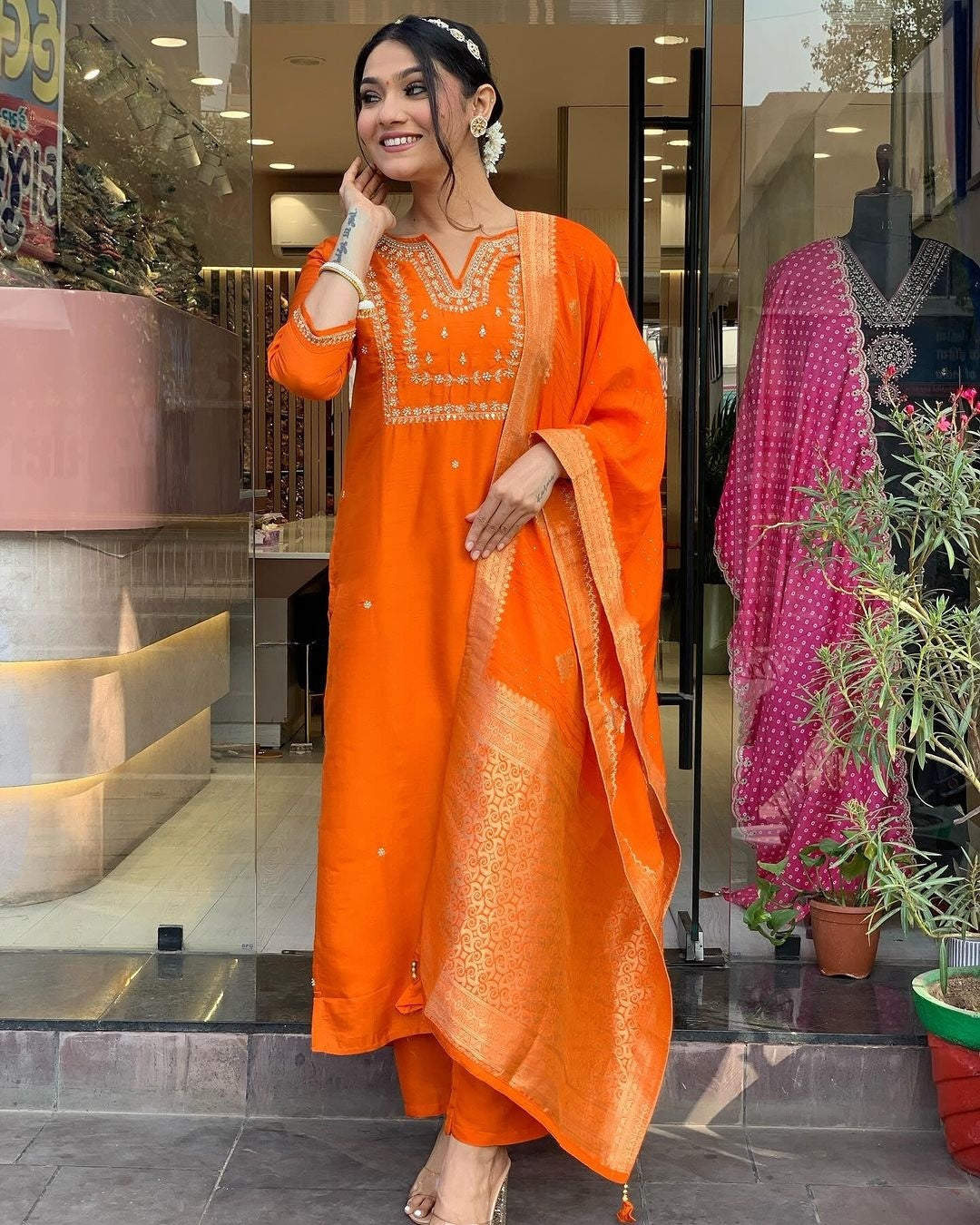 Orange Kurta Pant Set With Heavy Thread Embroidery Work