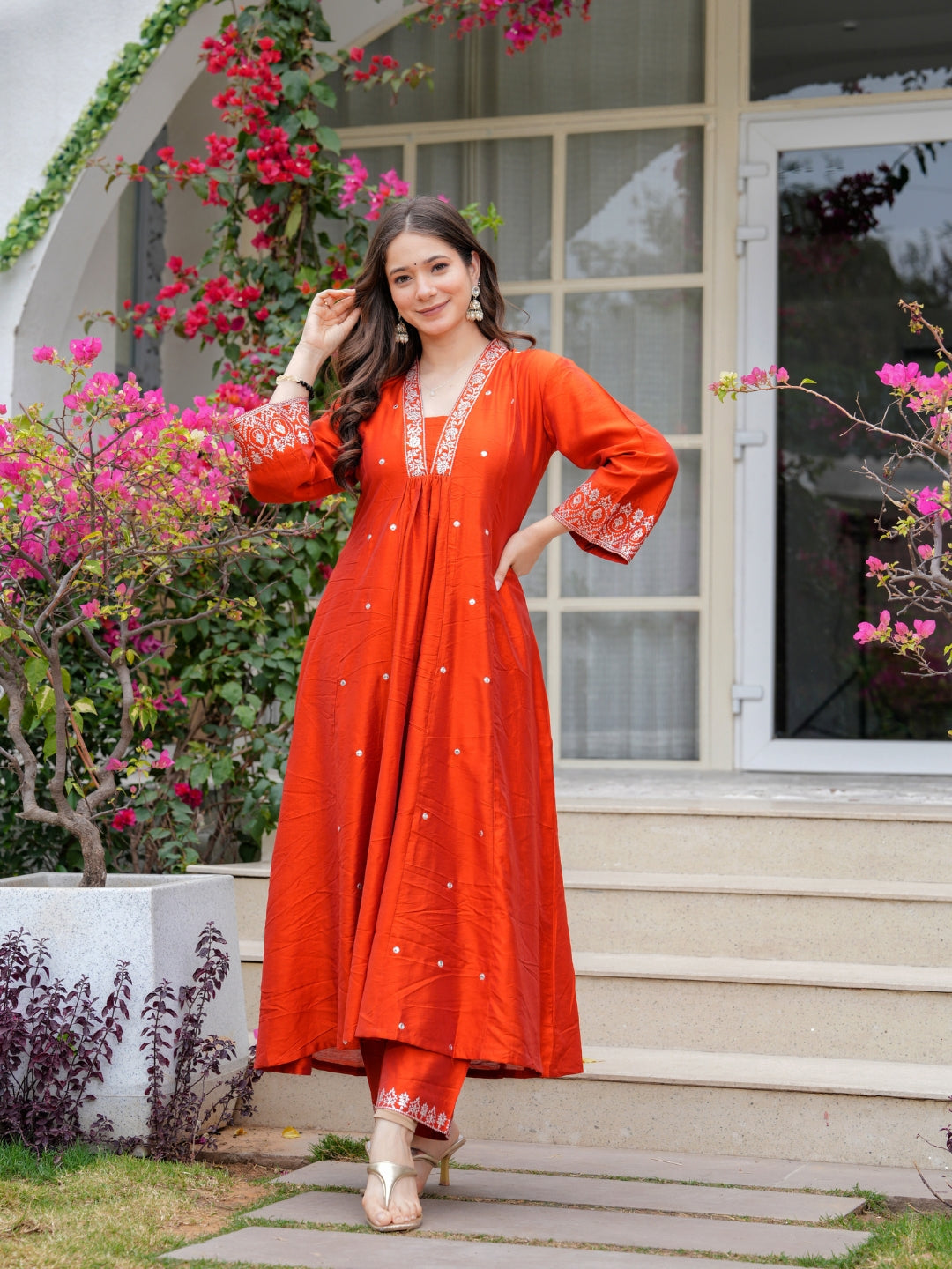 Orange Viscose Chanderi Kurta Pant Set With Heavy Thread Embroidered Work