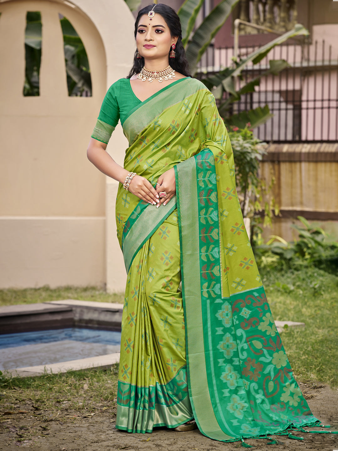 Parrot Green Pochampalli Silk Woven Designer Ethnic Partywear Saree