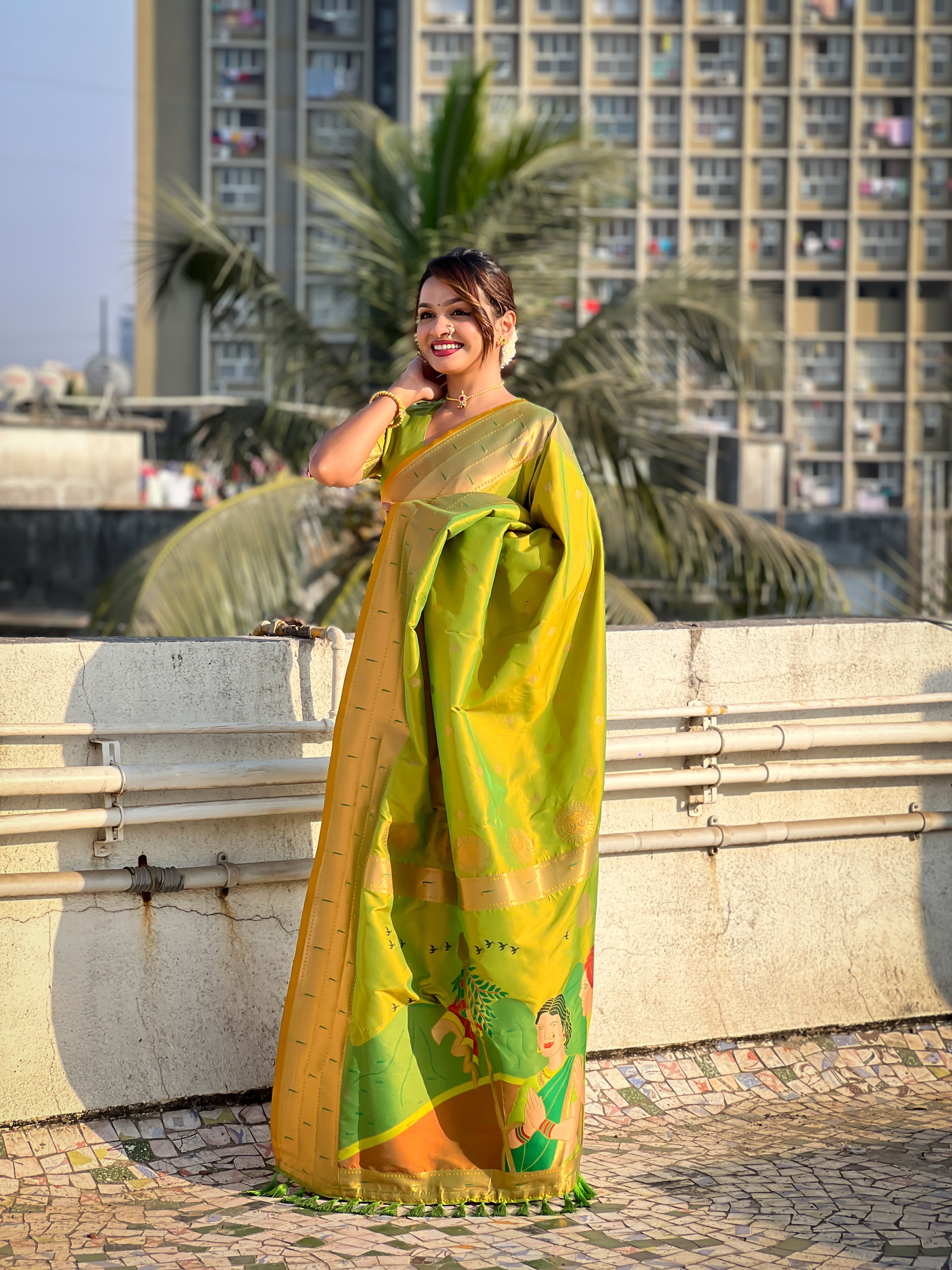 Parrot Green Soft Silk Weaving Figure Pallu Designer Ceremonial Saree