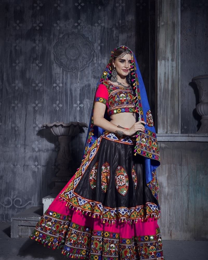 Pink And Black Navratri Chaniya Choli With Gamthi Work And Lace Work With Mirror
