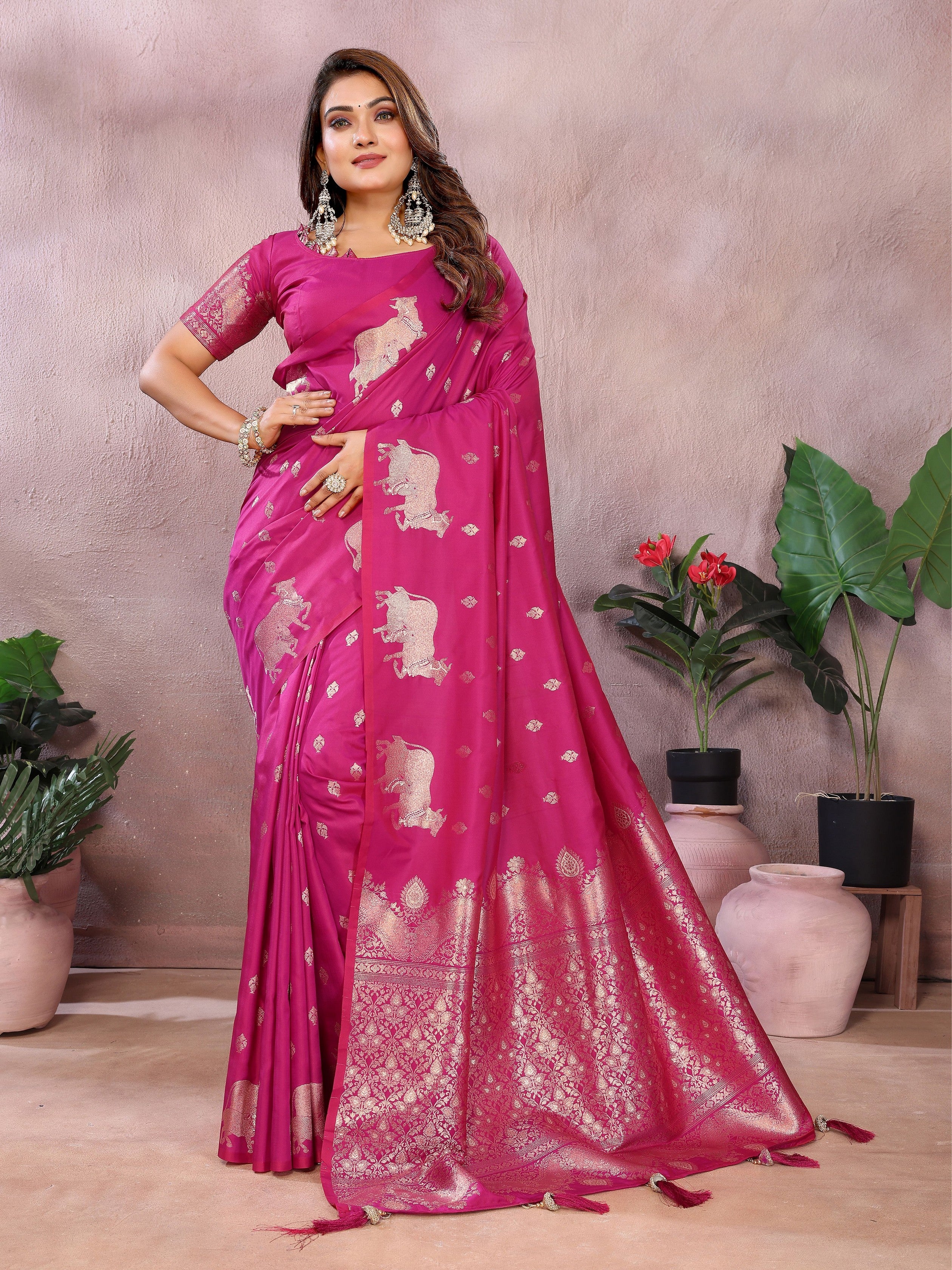 Pink Banarasi Silk Jacquard Weaving Designer Ceremonial Saree