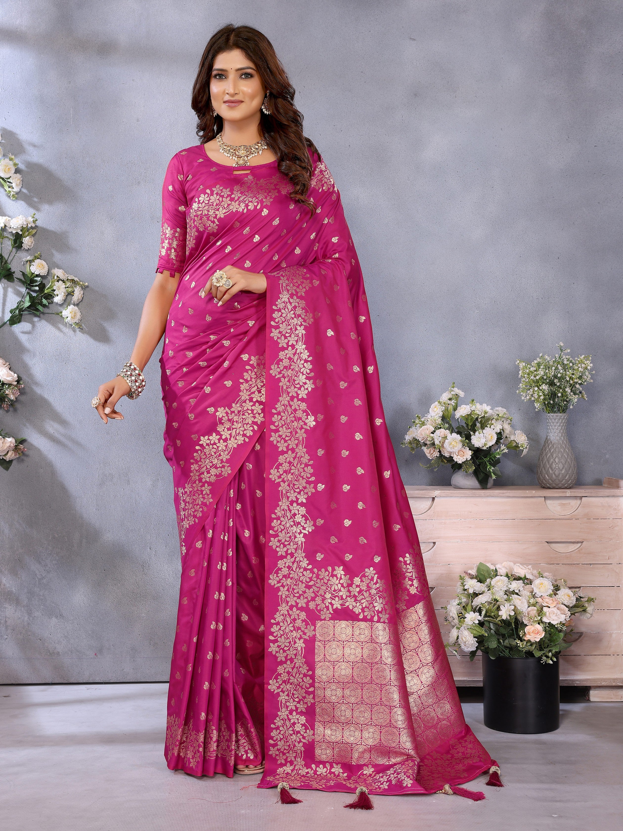 Pink Banarasi Silk Jacquard Weving Designer Floral Ceremonial Festive Saree