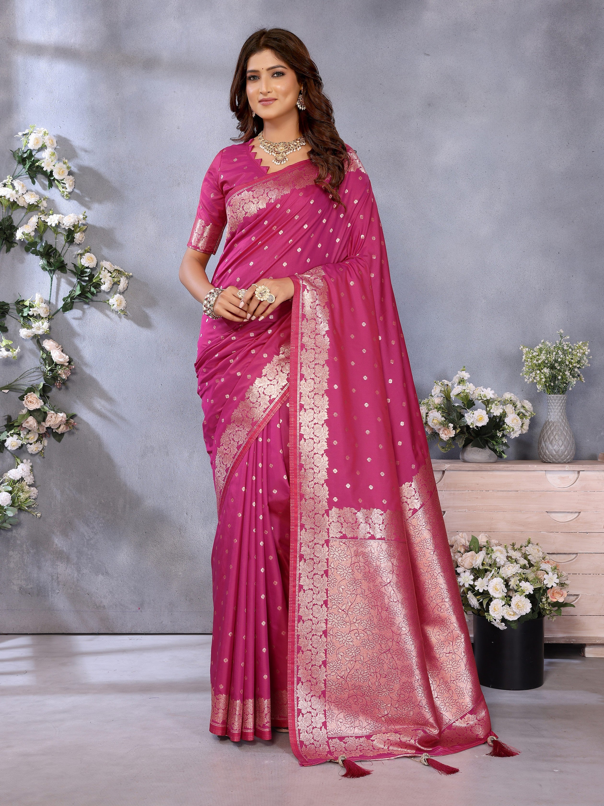 Pink Banarasi Silk Jacquard Weving Designer Trendy Partywear Saree