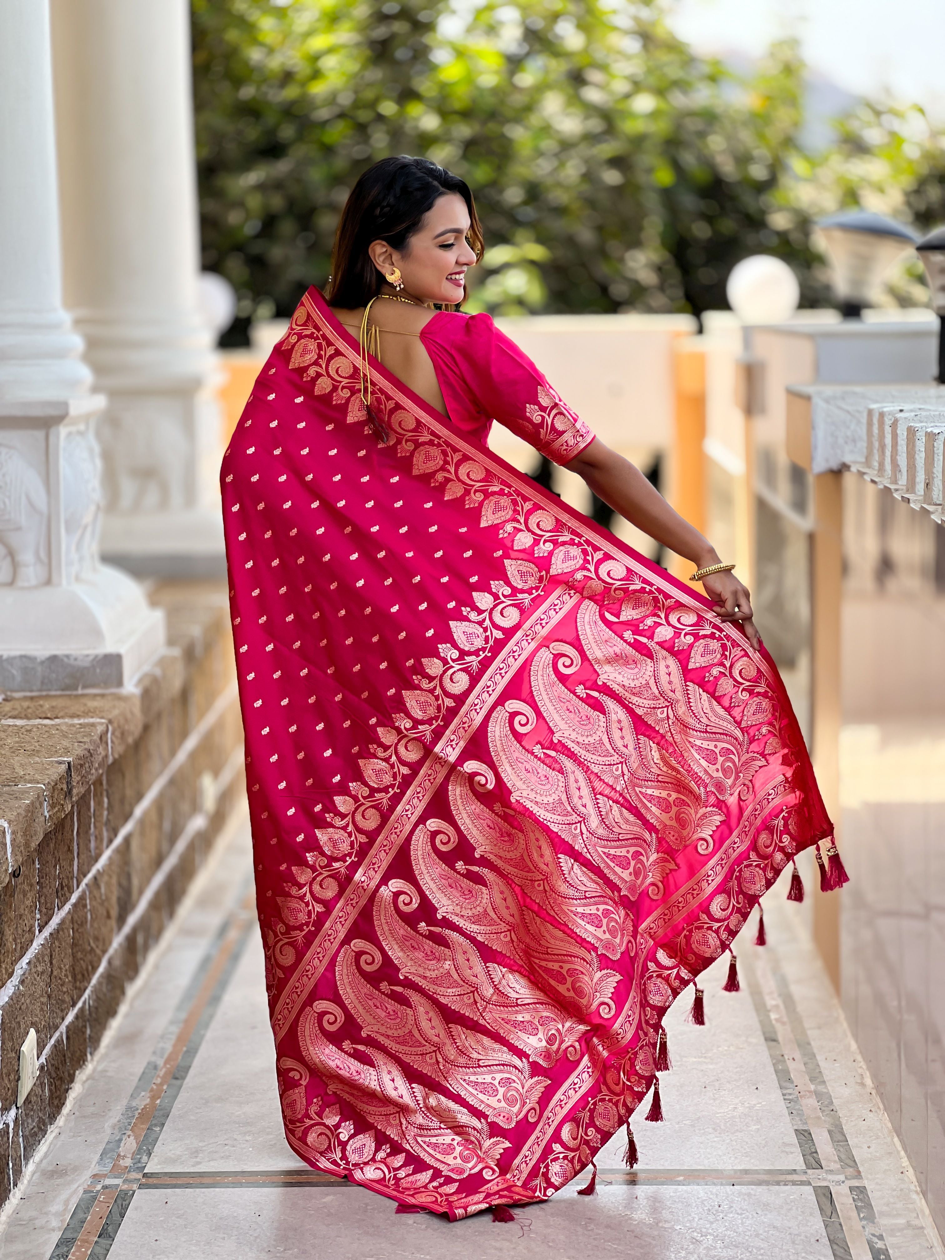 Pink Banarasi Silk Saree With Woven Jacquard Designer Partywear Saree