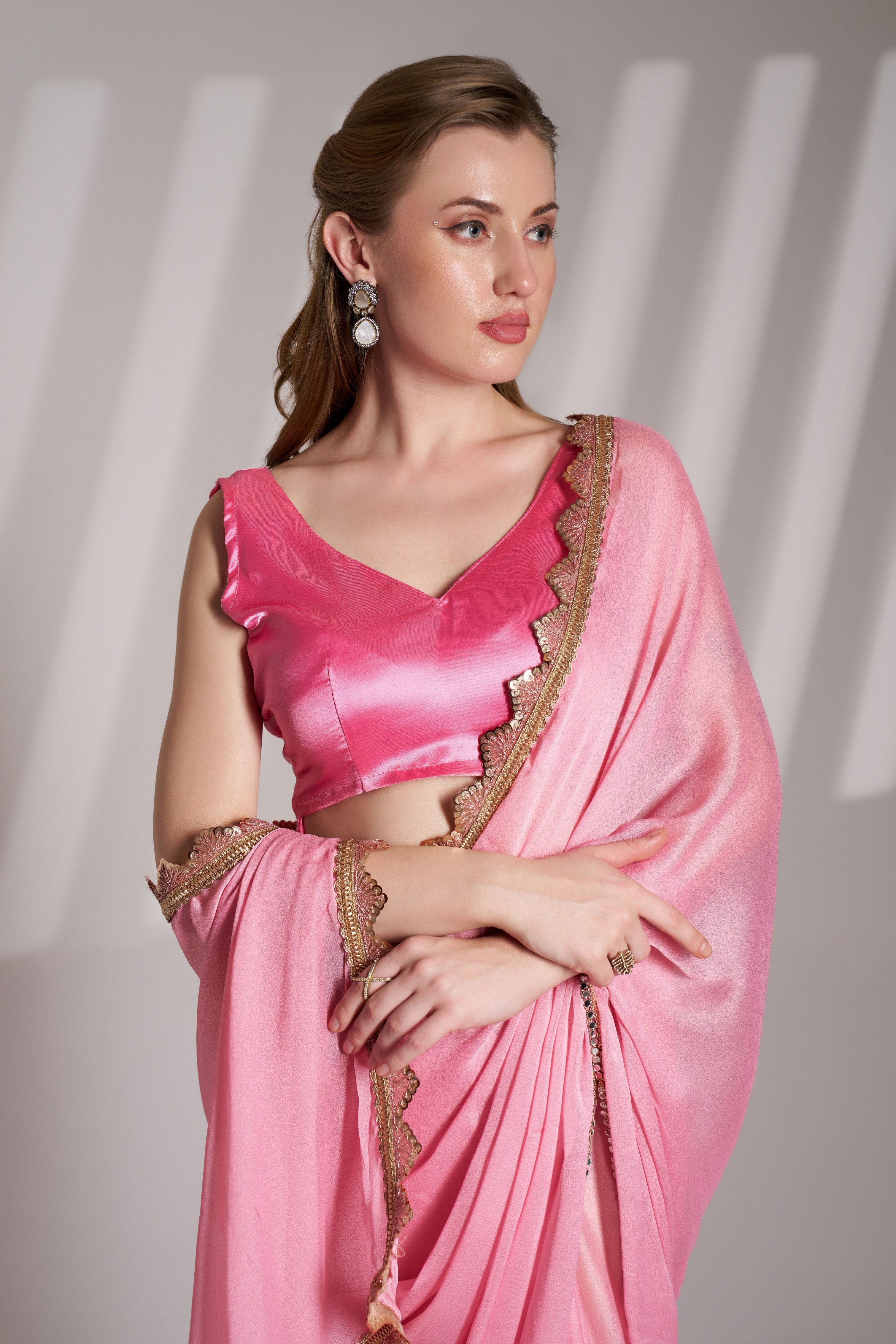 Pink Beautiful Bollywood Style Partywear Chiffon Saree