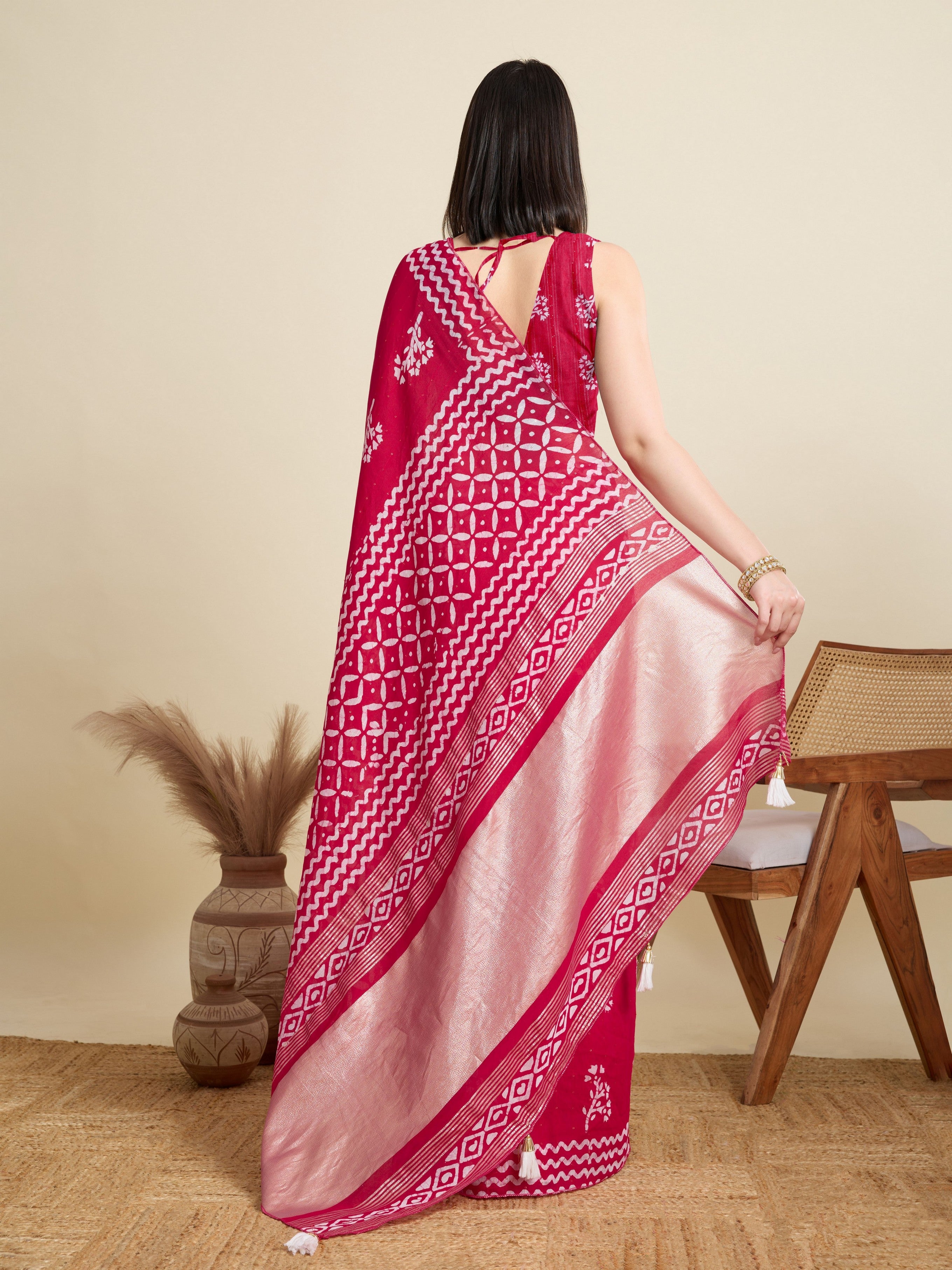 Pink Blended Cotton Ethnic Festive Saree