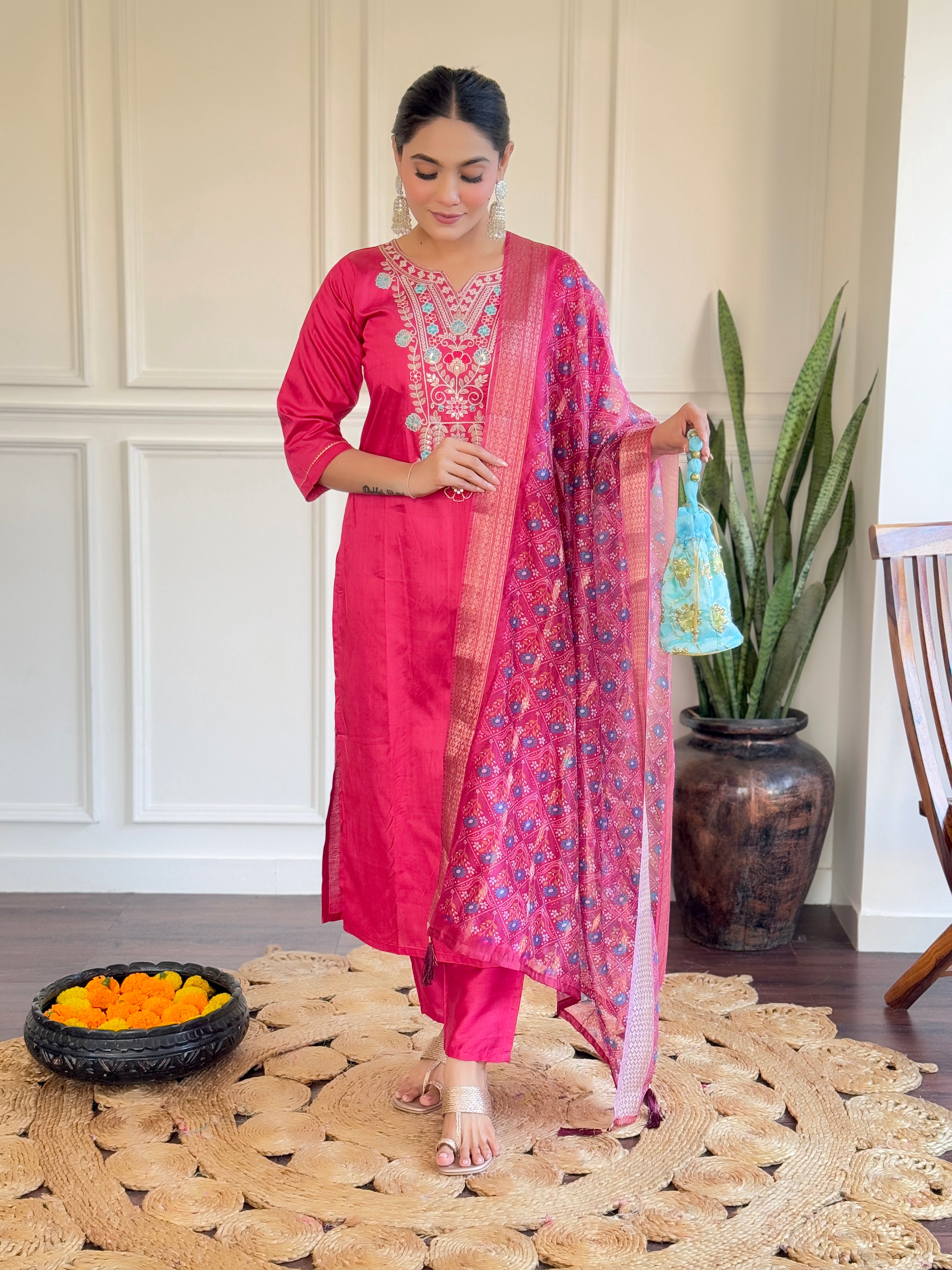 Pink Chanderi Kurta Pant With Heavy Thread Embroidery