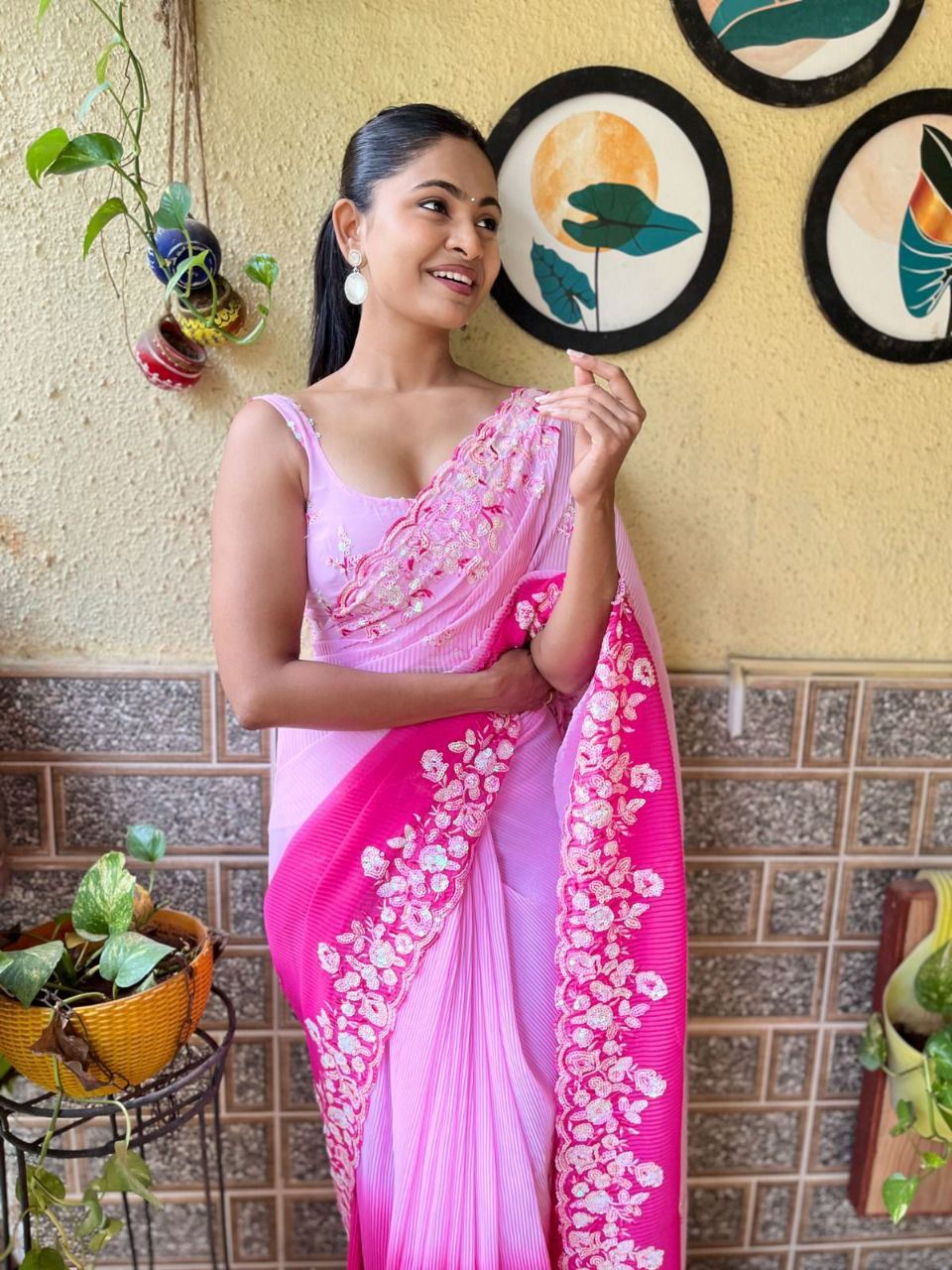 Pink Colour Georgette Embroidery Crush Work Saree