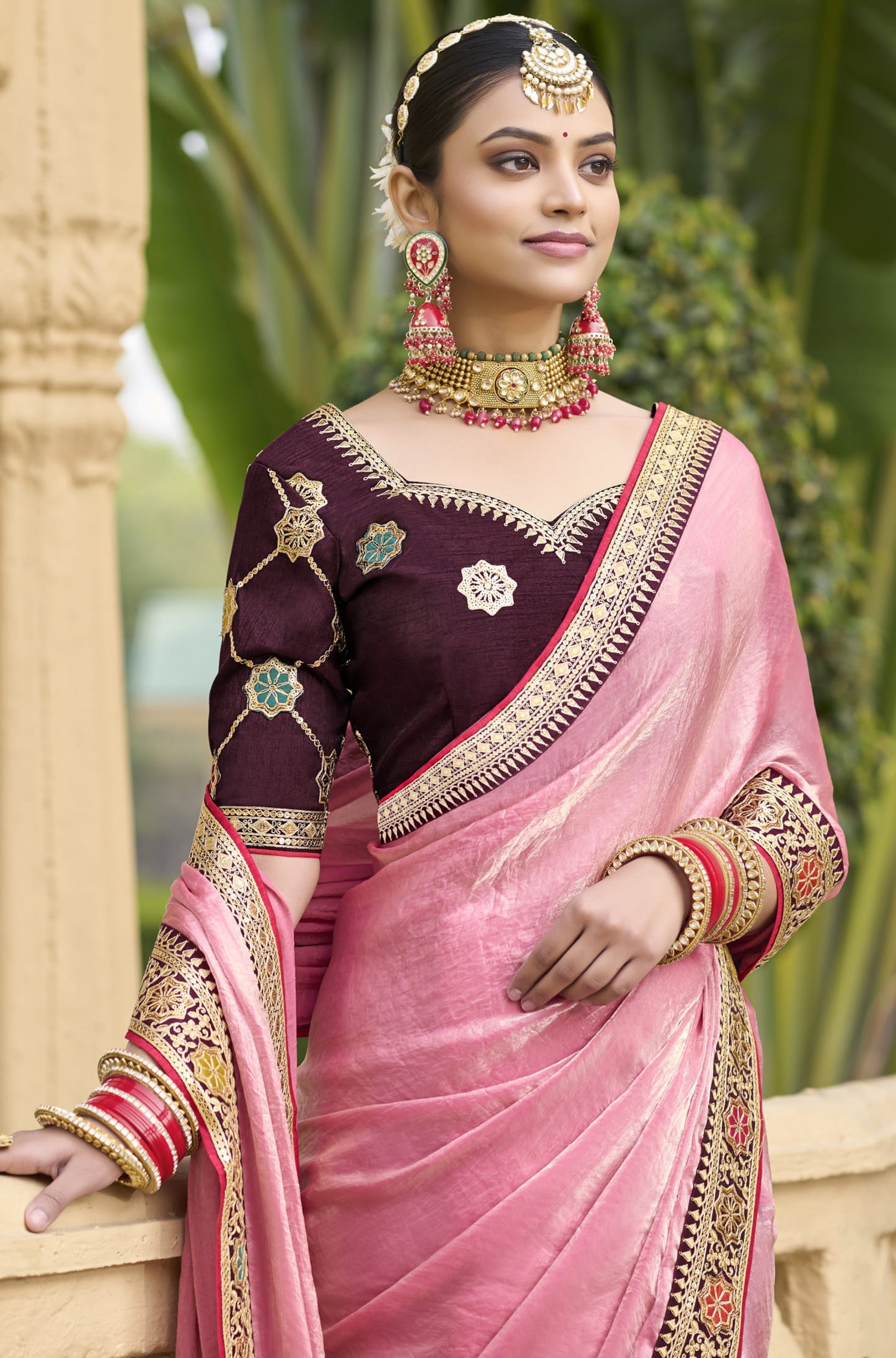 Pink Georgette Plain Saree With Embroidered Lace Border