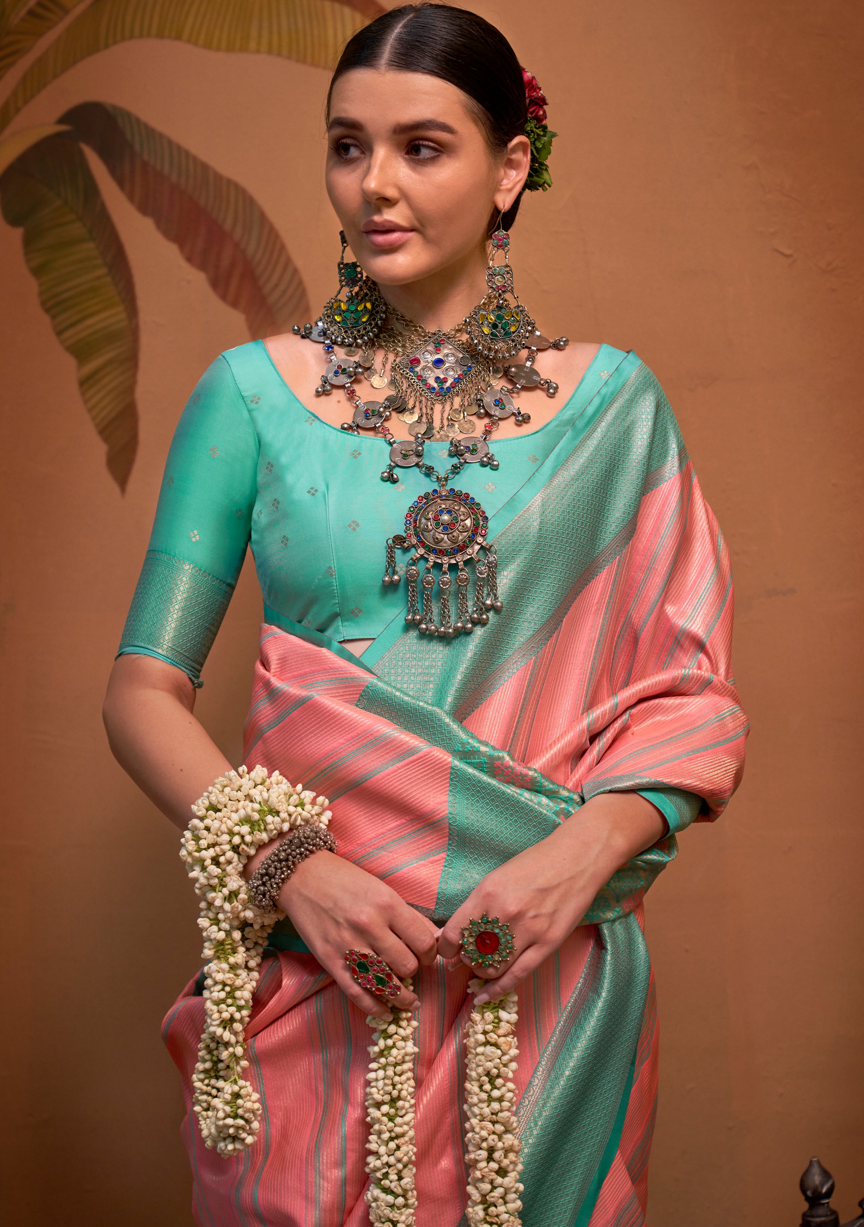 Pink Handloom Silk Saree With Jacquard Woven Work